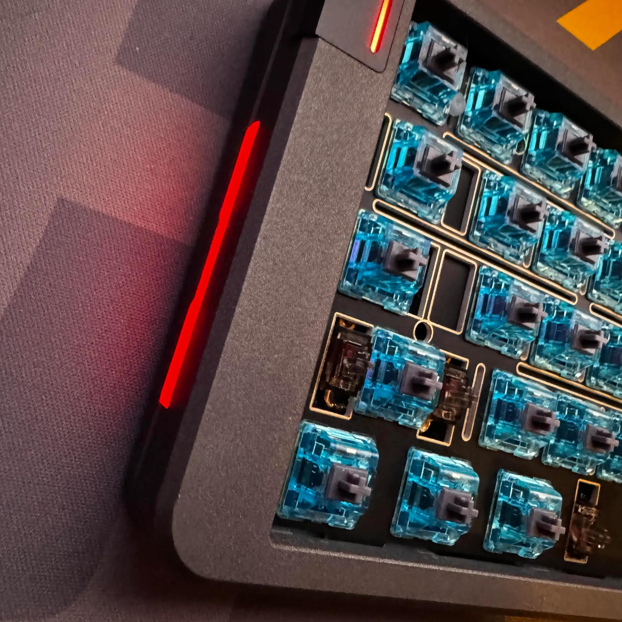 Cerakoted Gunmetal Graystudio Space65 R3 Custom Hotswappable Keyboard w/ Badseed Tactile R1 Switches