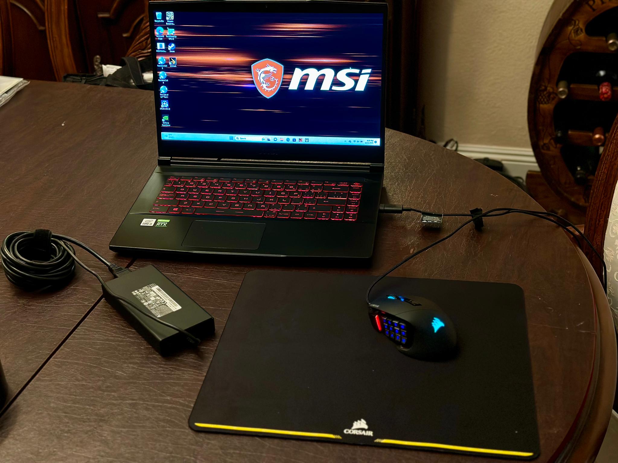 MSI GF65 Thin 10UE-283CA Gaming Laptop Core i5 RTX 3060 16GB w/ Corsair Gaming Mouse and Pad