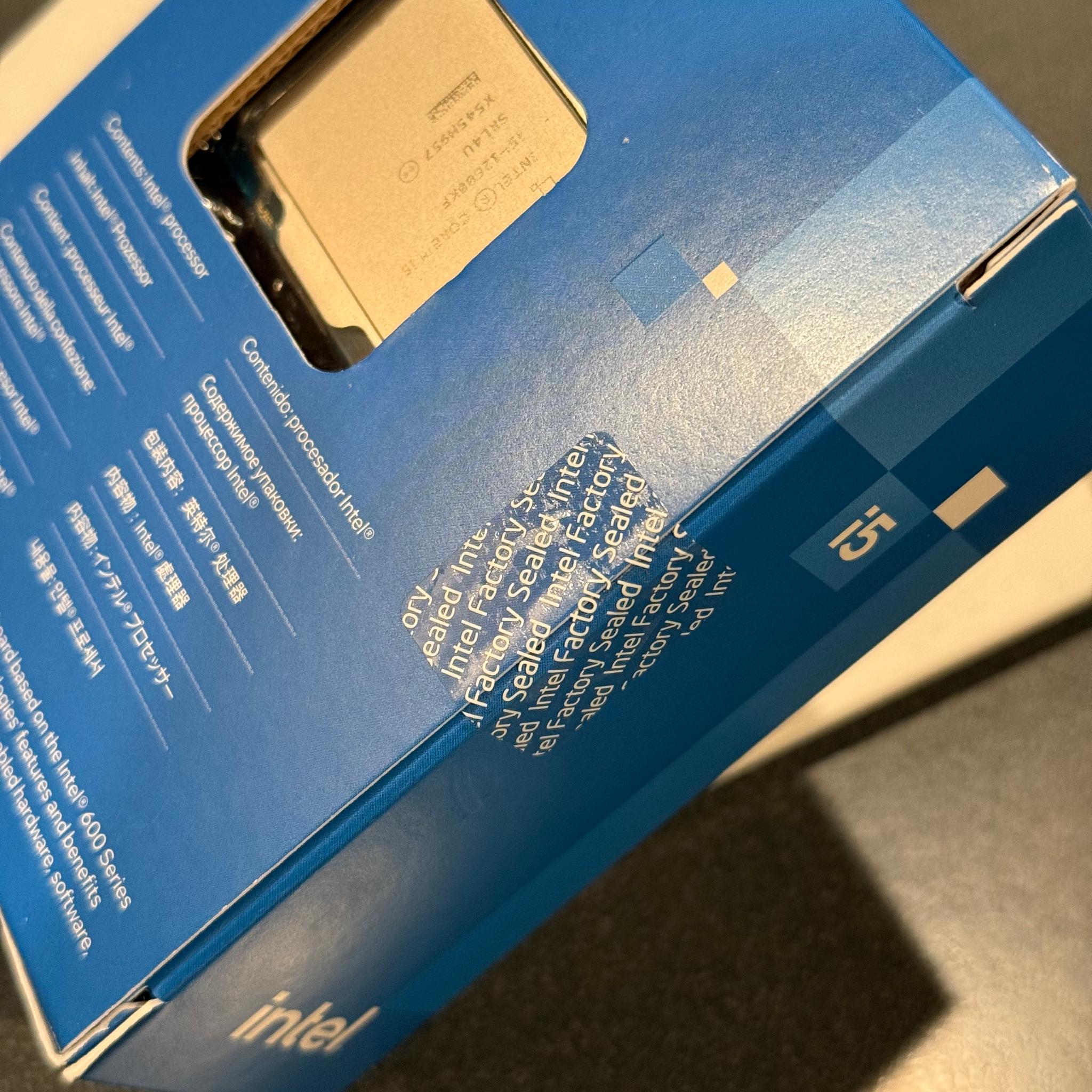 NEW SEALED Intel Core i5-12600KF