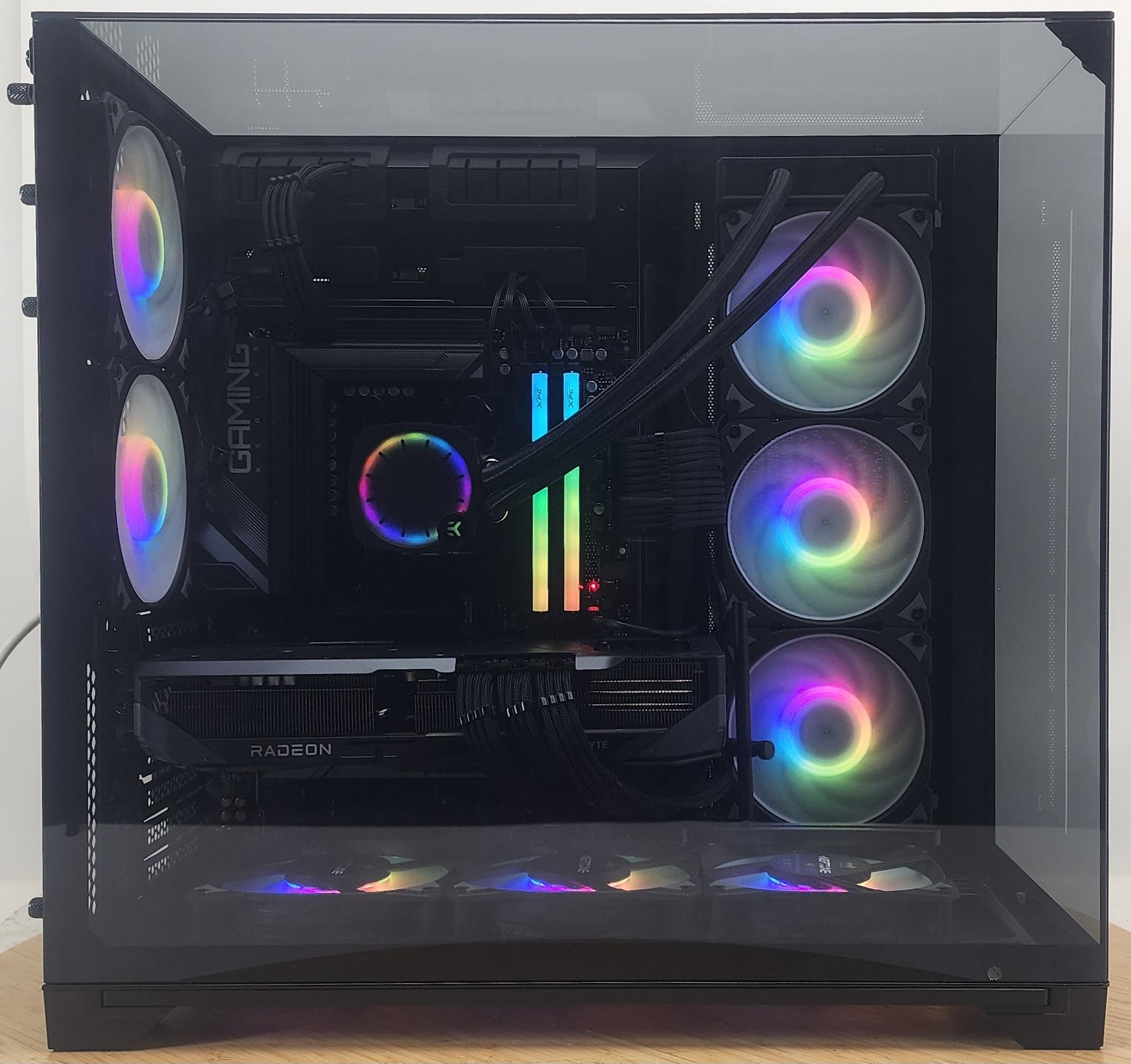 Gaming PC Ryzen 7 9800X3D 32GB RAM 2TB SSD RX 7900 XTX 24GB Windows 11 Computer