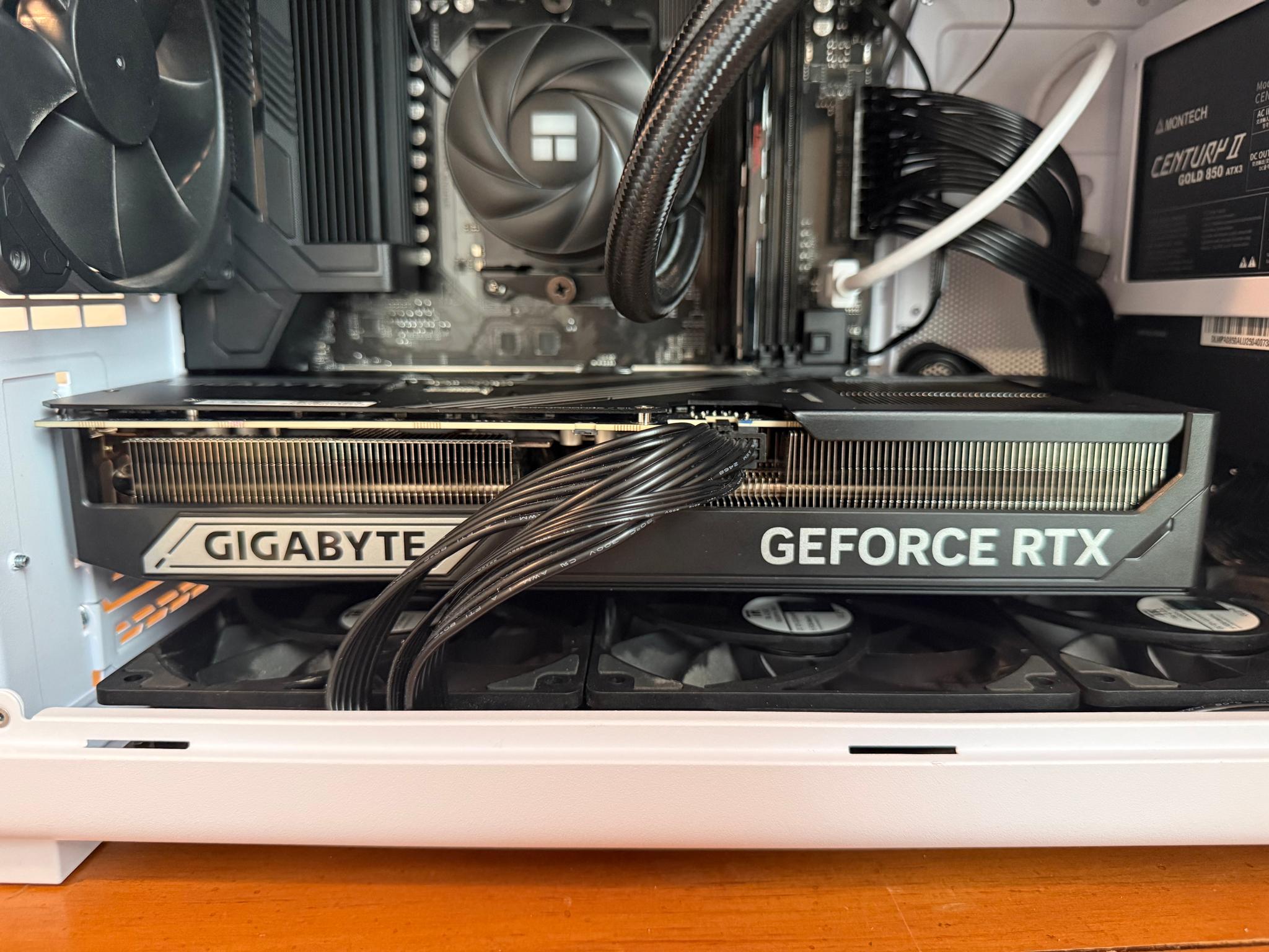 NVIDIA GeForce RTX 5070 Ti - Image 1