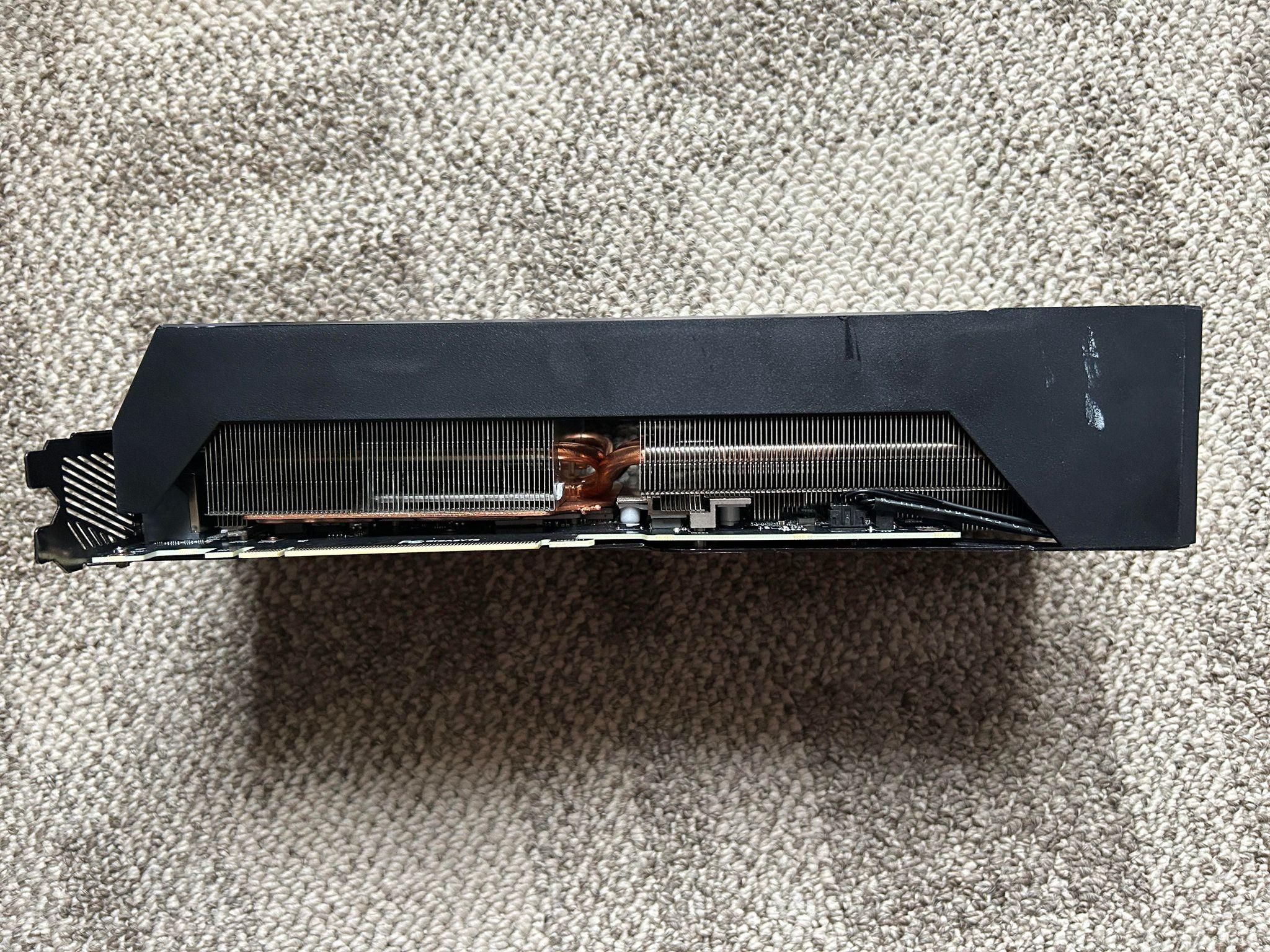 NOT WORKING Gigabyte Aorus RTX 3090