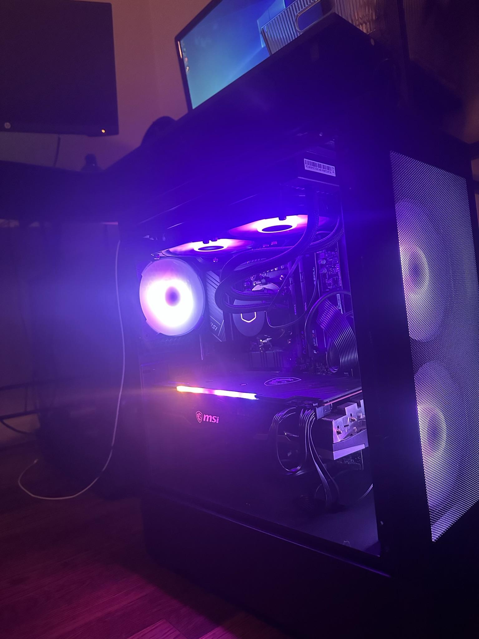 AMD 7700X || 6800xt || DDR5 32gb tan || 1tb Lian cool mesh C