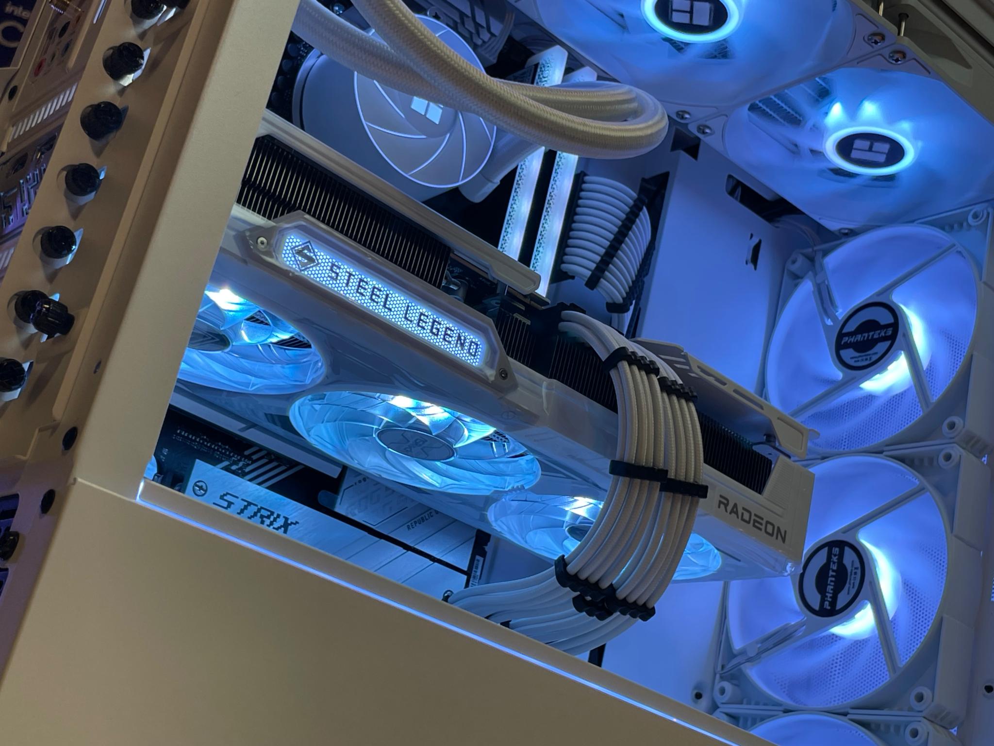 9070XT | Ryzen 5 7600 | “Lunar Eclipse”