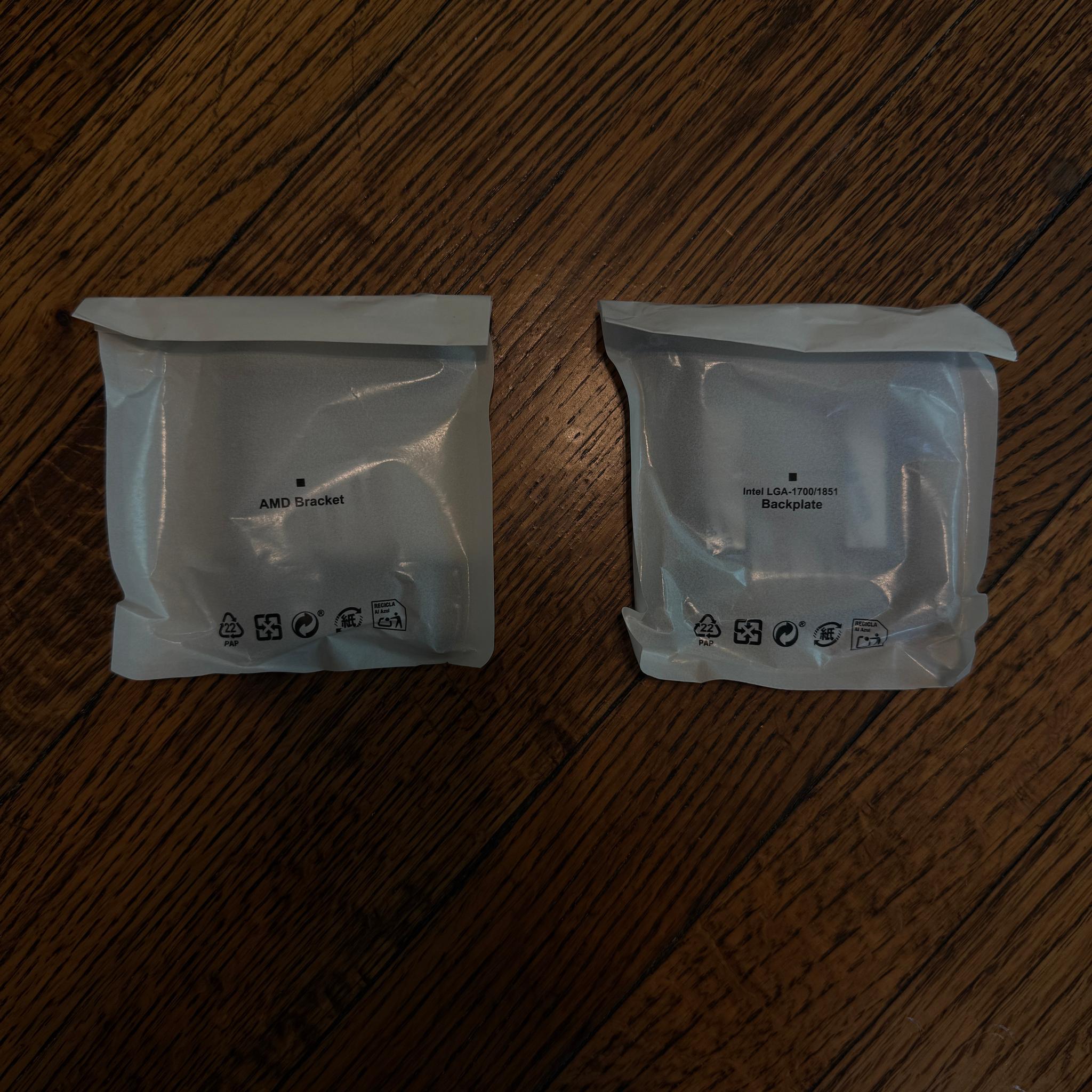 ON SALE! Corsair NAUTILUS 240 RS ARGB - NO MOUNTING SCREWS/SPRINGS!