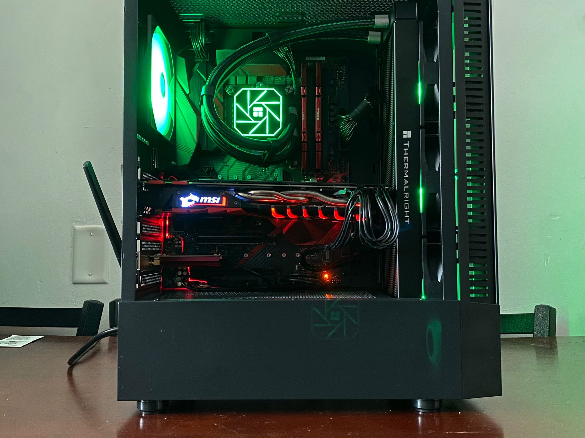 i5 8600k | GTX 1070 | 360mm watercooler