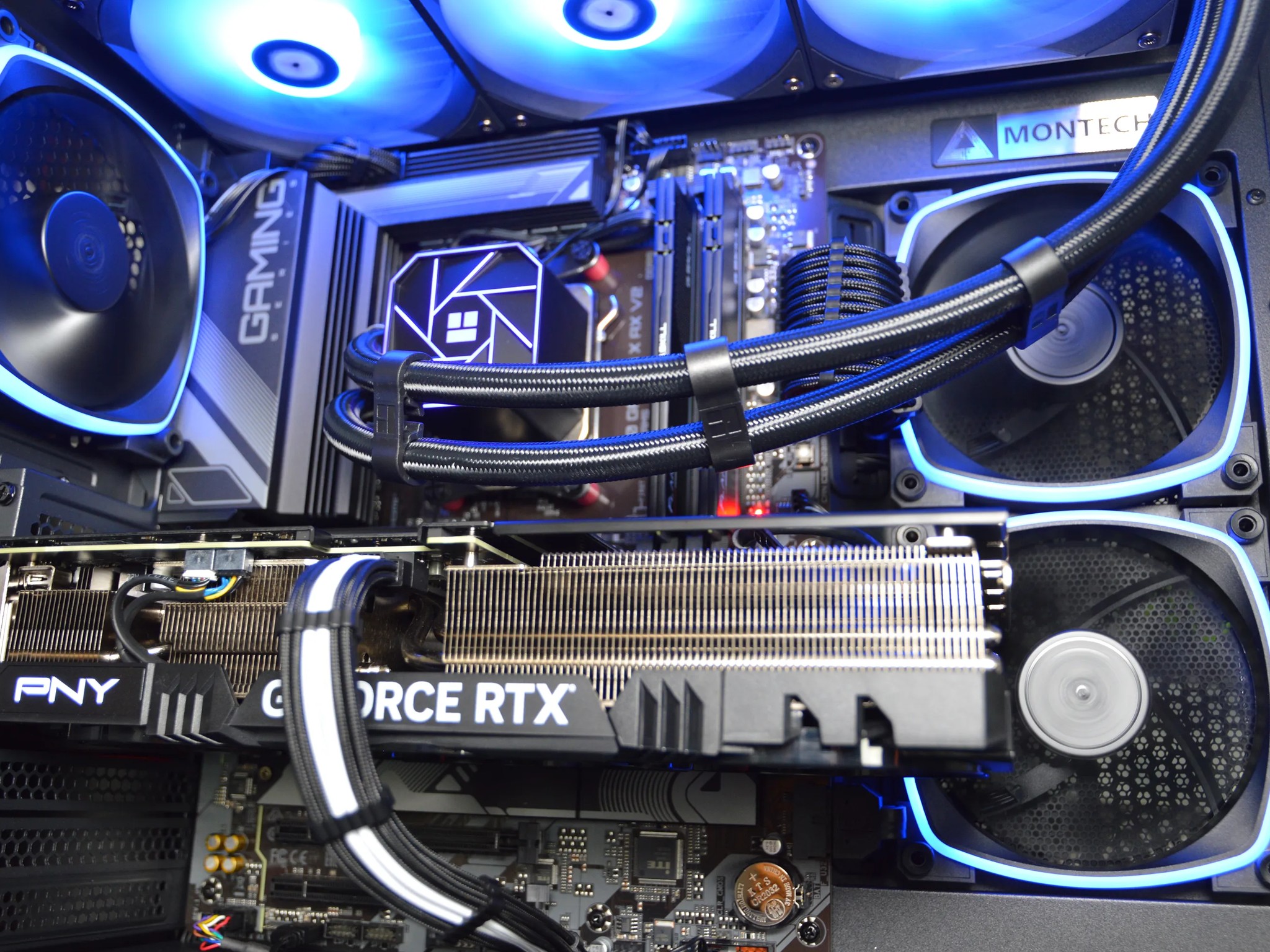⚡🌌| RTX 4070 Ti SUPER 16GB| Ryzen 7 7700X | 32GB DDR5 RAM | 1TB + 4TB GEN 4 SSD | Electric Vortex |