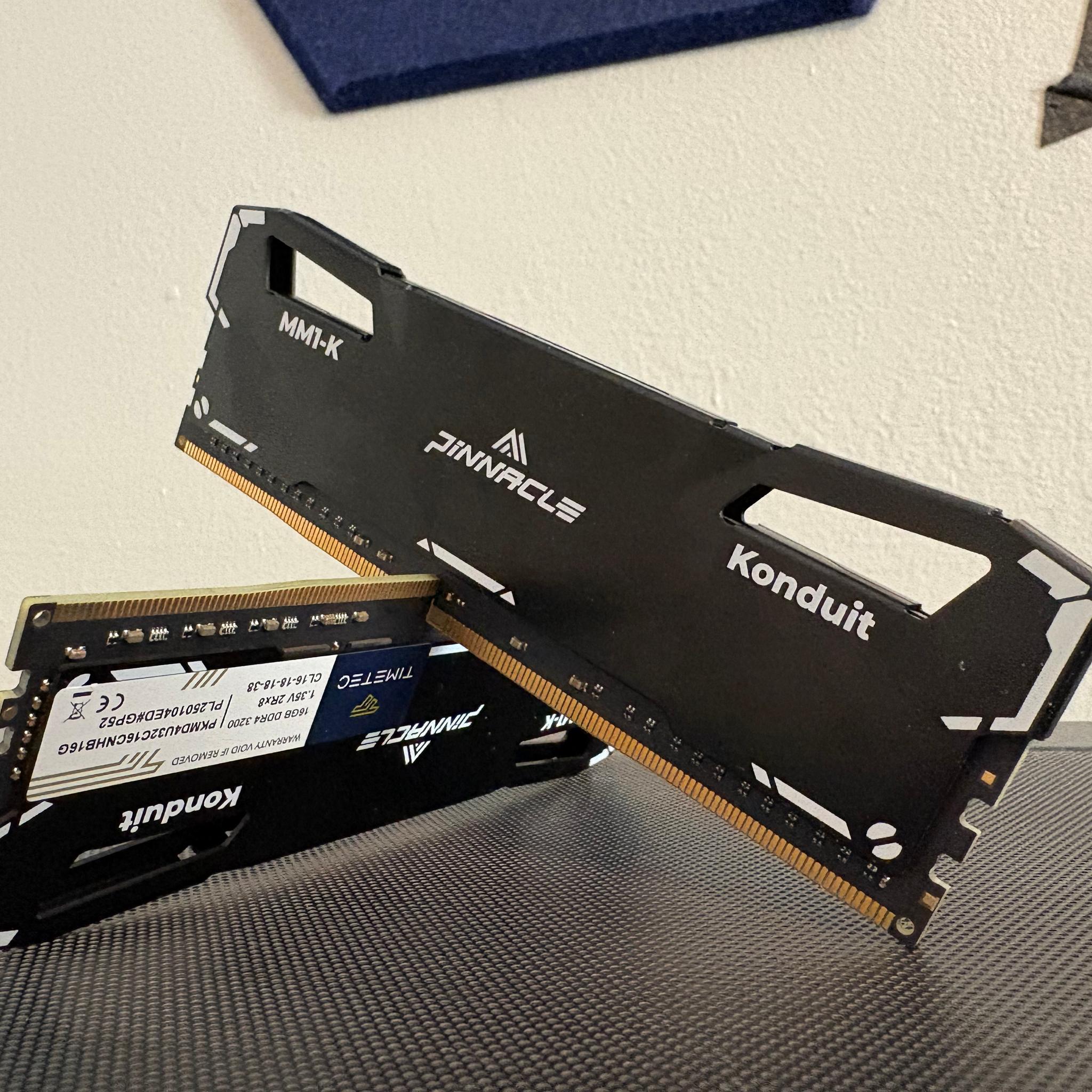 TIMETEC 32GB DDR4 3200MHz