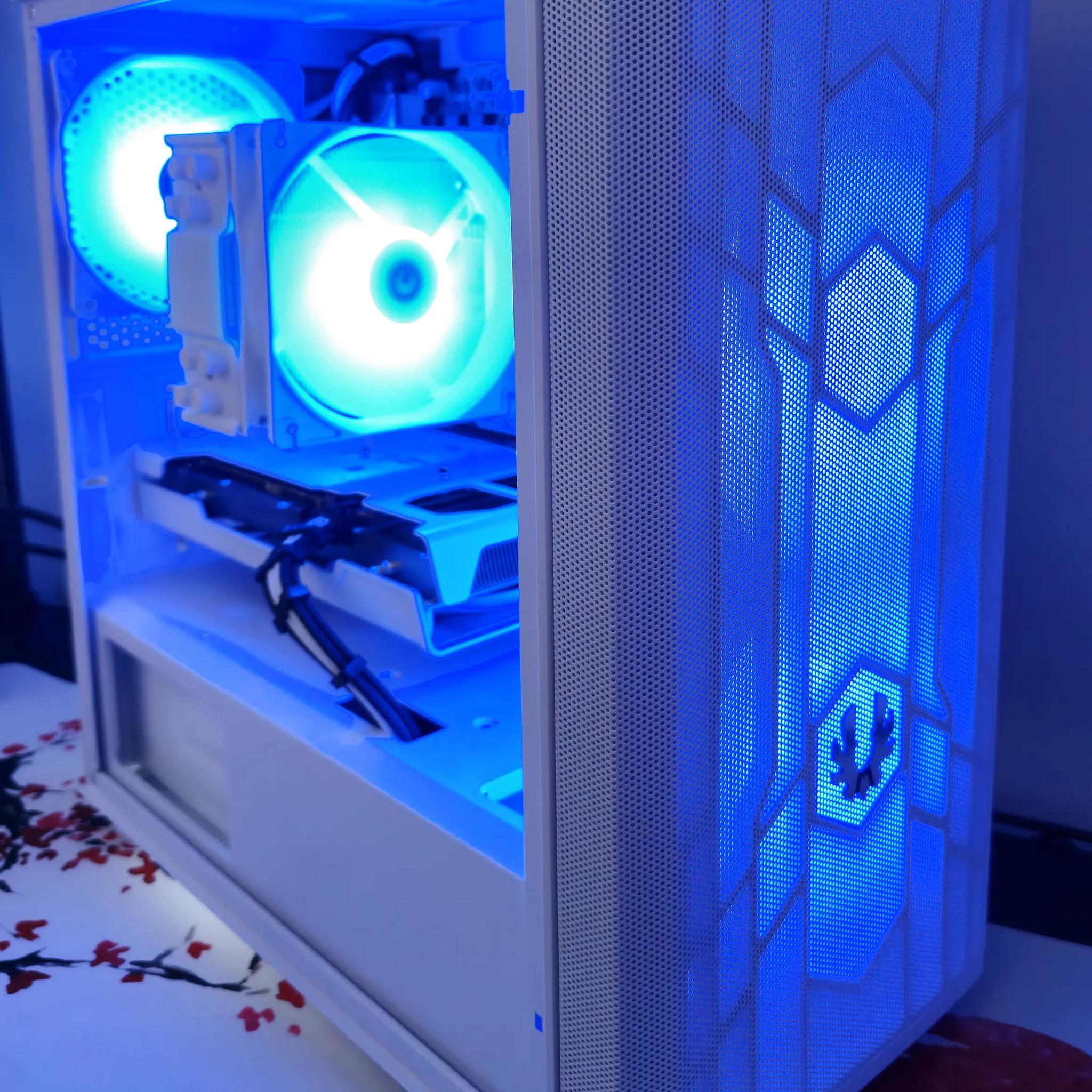 Frosty mini Mesh PC Ryzen 5 5600x / 16GB DDR4 / 1TB SSD/ RX6600 8GB