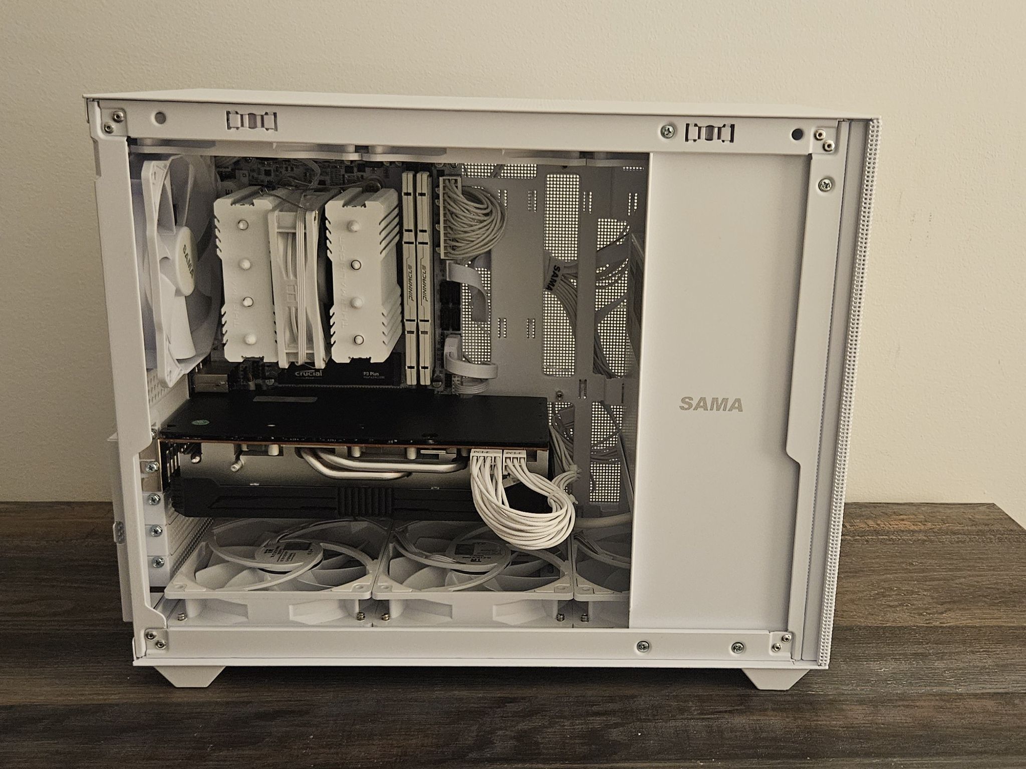 White "Tail" Mesh Sama Gaming PC