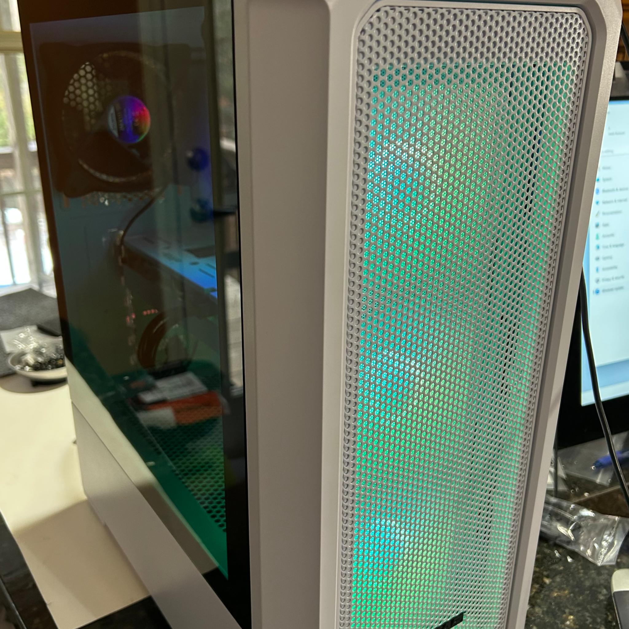 The White cougar Budget Buddy