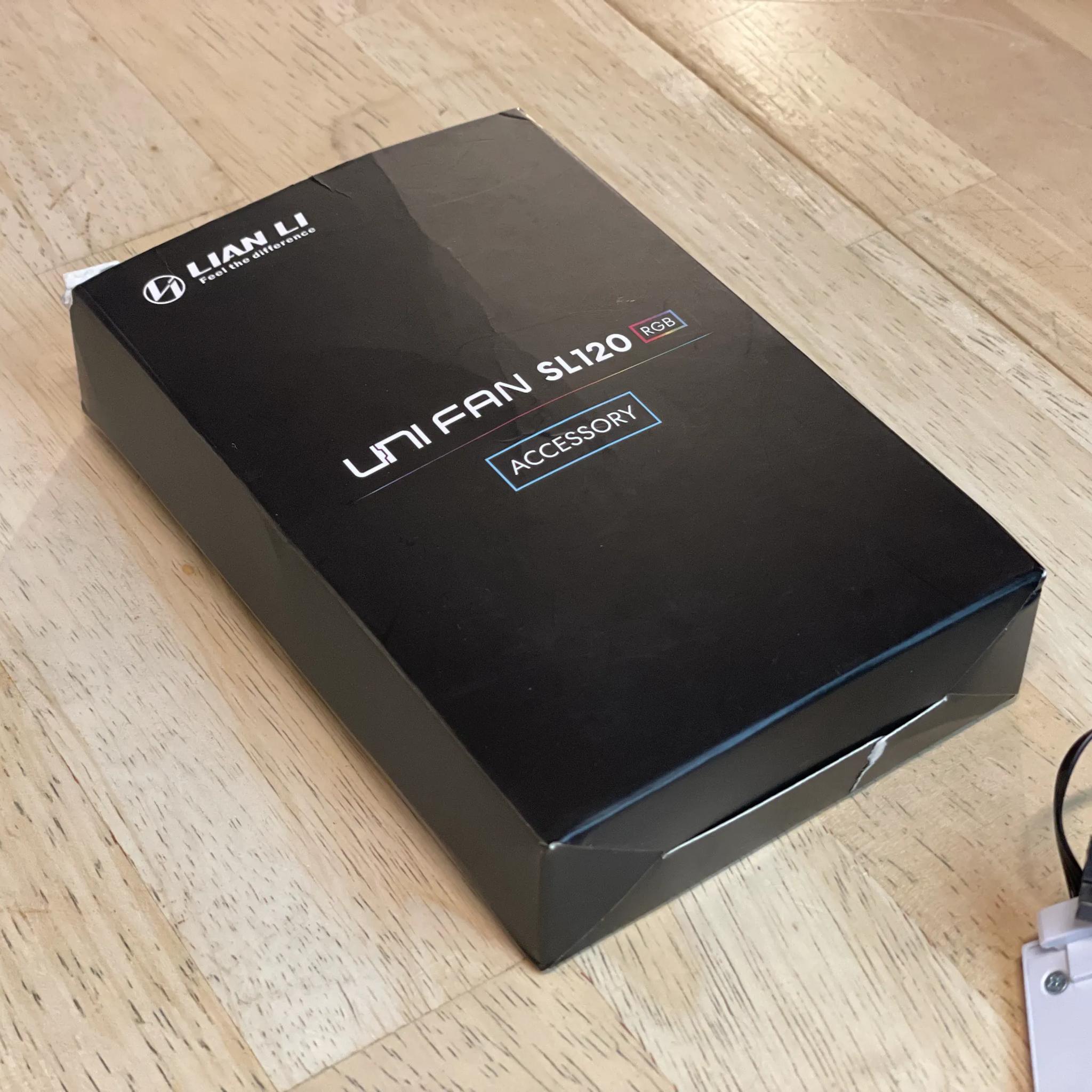 Lian-Li UNI FAN SL120 3-Pack White Edition (Copy 1)
