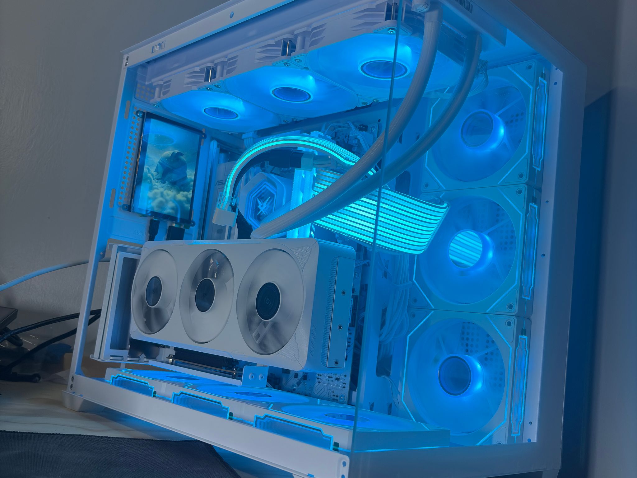 Prime Series High End Gaming PC / RTX 5070 + 9600X / NVMe SSD / Ready to Play!