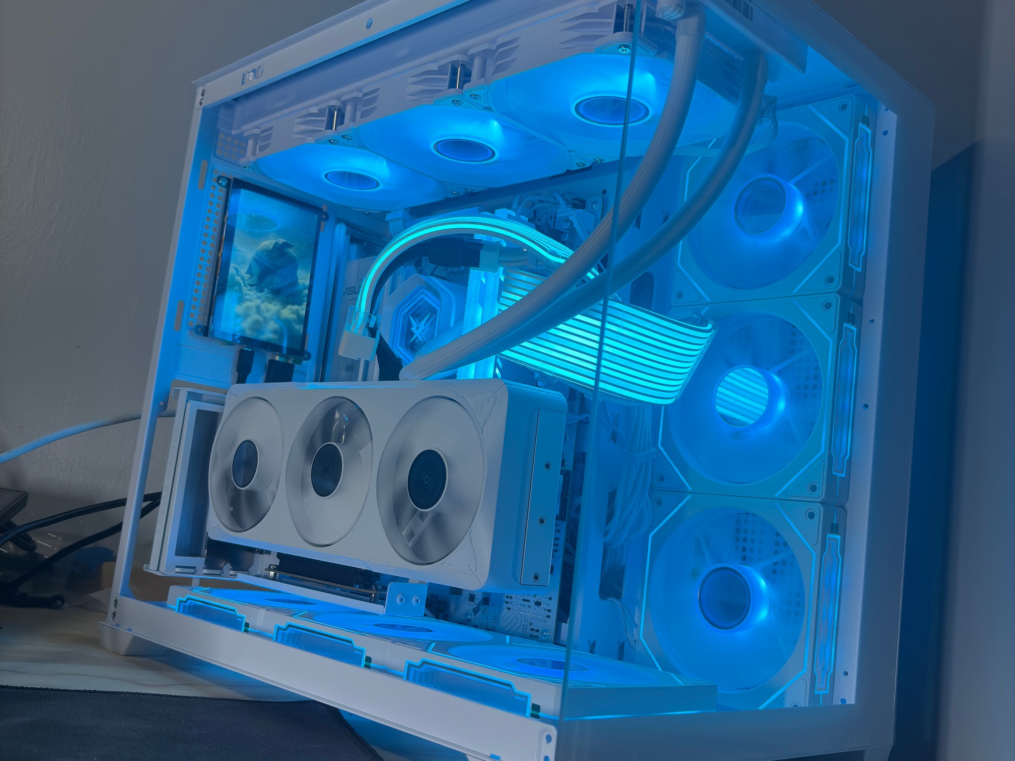 Prime Series High End Gaming PC / RTX 5070 + 9600X / NVMe SSD / Ready to Play!