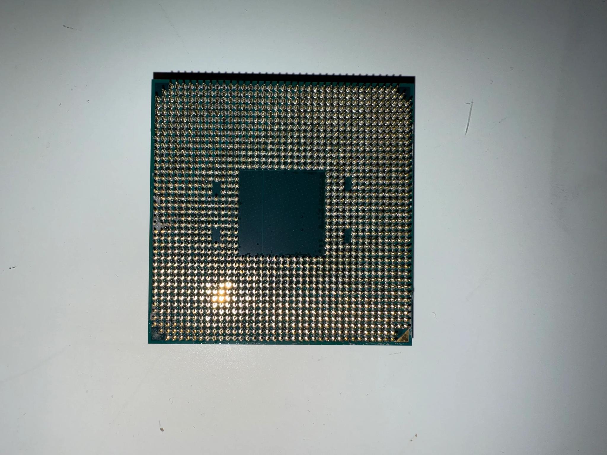 Ryzen 9 5900x | Like New, Stock Cooler and Original Box