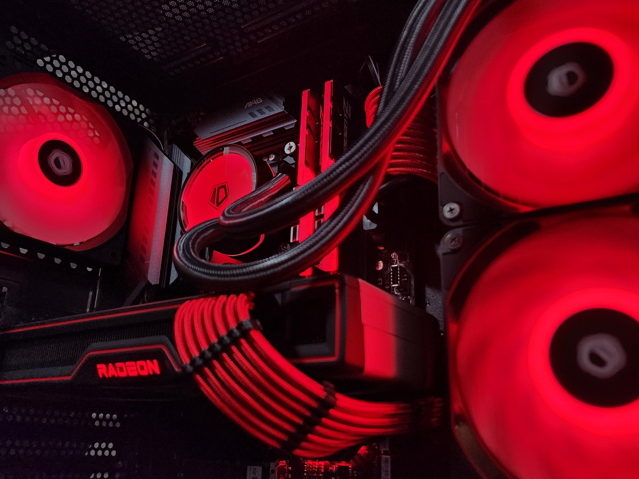 ❣️🖤❣️AMD Radeon RX 6700 XT // Intel Core i5 10400F // G.Skill 16GB 3200MHz
