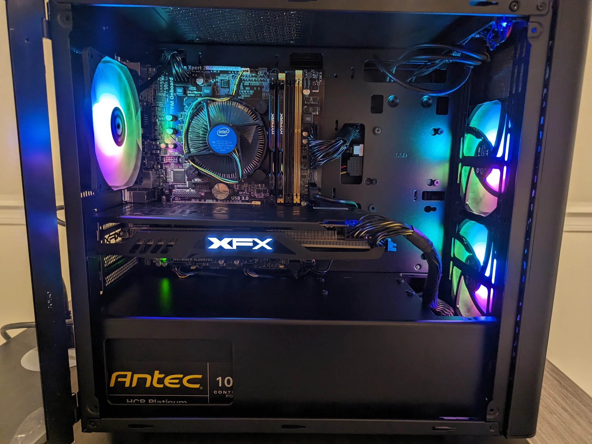 Thermaltake V150 TG (16Gb RAM, 2.2TB storage) - XFX GTR Radeon RX 480 8GB