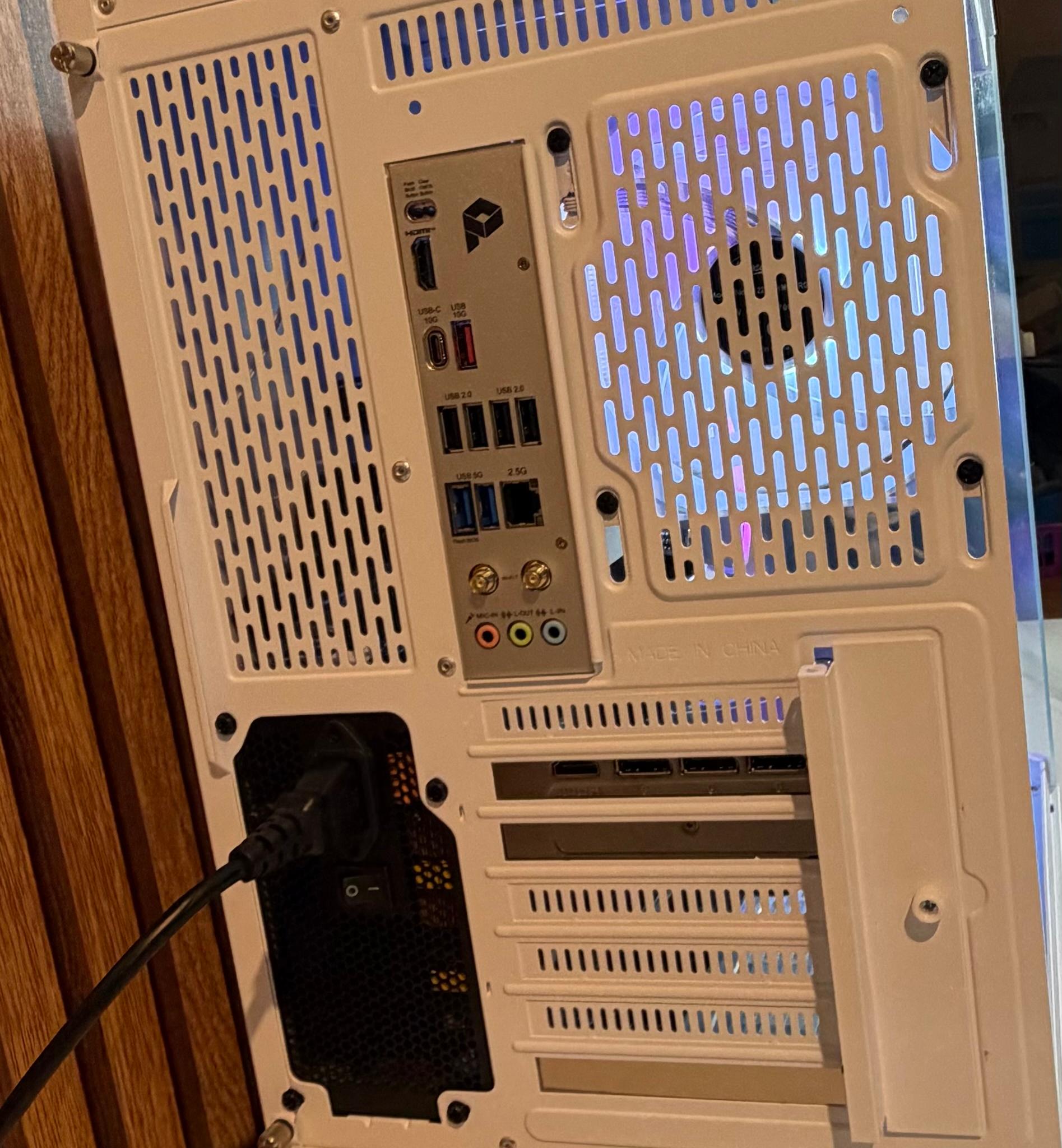 RTX 5070 | RYZEN 5 7600X | 1TB SSD | 16GB DDR5 | 360MM AIO