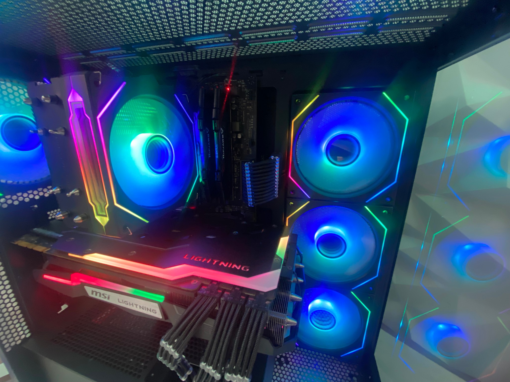 New Year New PC | intel i7 8700K| GTX 1080 Ti 11GB| 16GB DDR4| 500GB Storage | Win11| Free Shipping!