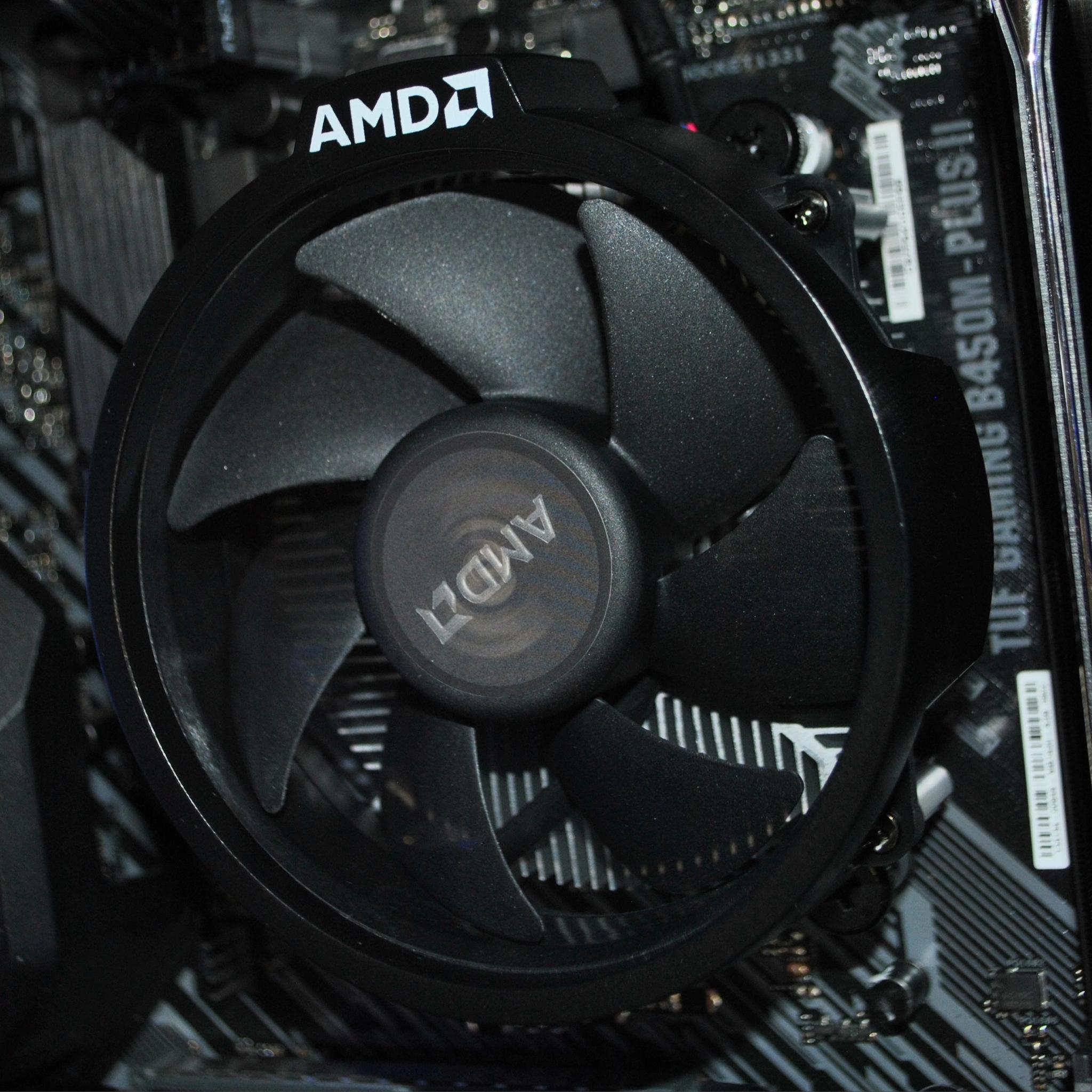 🧊🌑Midnight Ice | Ryzen 5 2600 | GTX 1070 | 16GB DDR4 RAM | 512GB SSD |