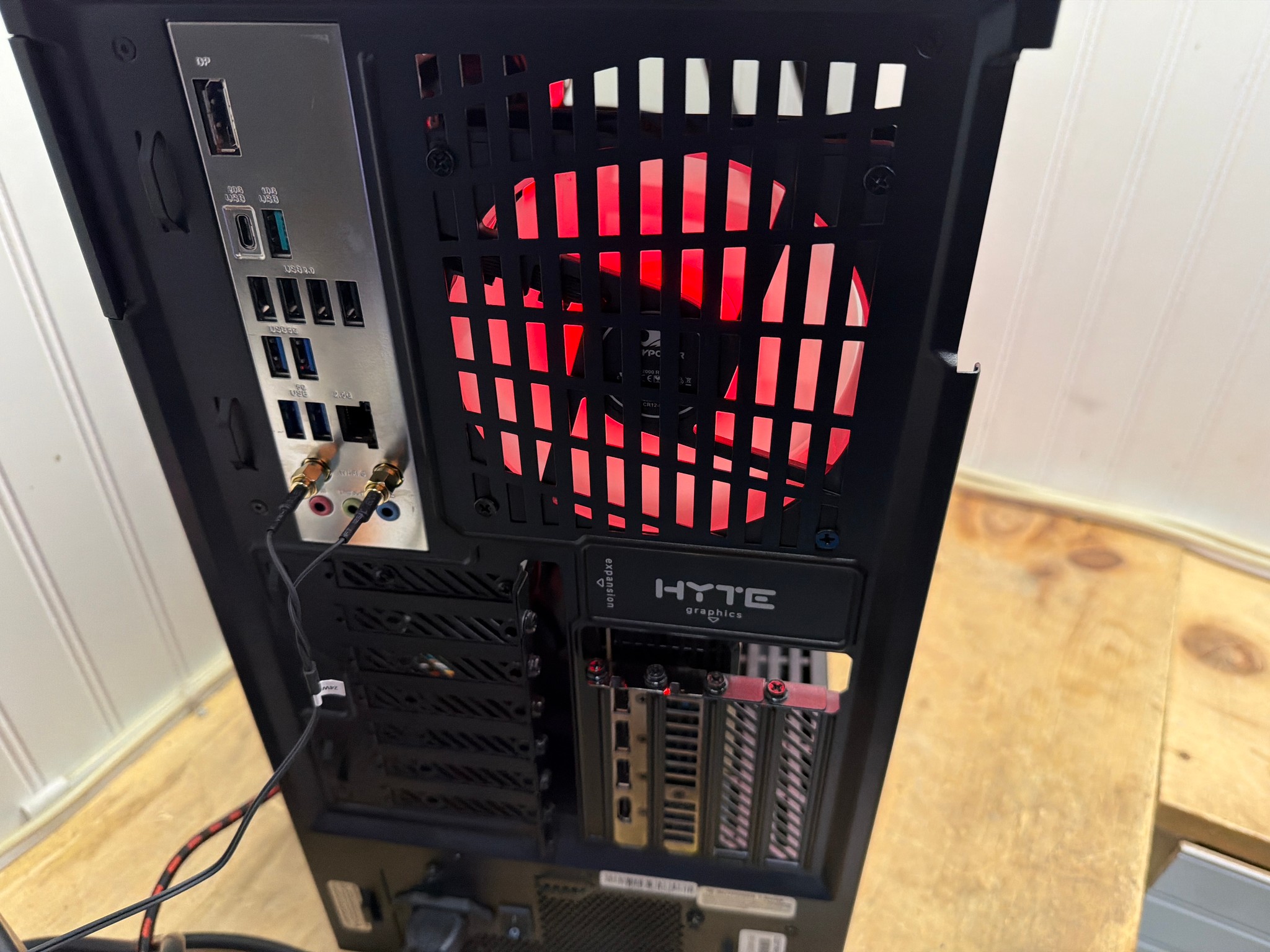 Dark Knight 265F 20core/5070/32gDDR5/2TB of storage/750watt psu