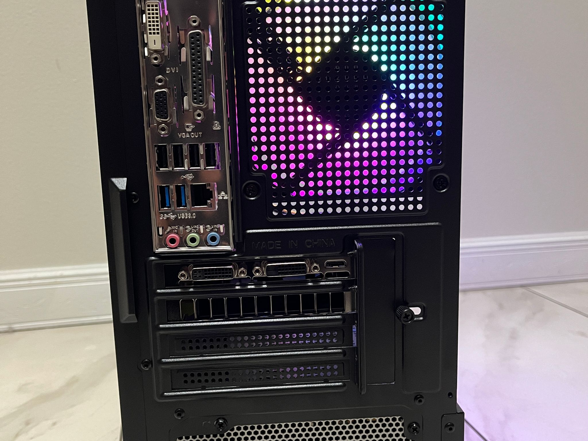 Super Budget Gaming PC - Intel i5-4440, NVIDIA GTX 650, 16GB RAM, 560GB Storage, w/ Wi-Fi & BT