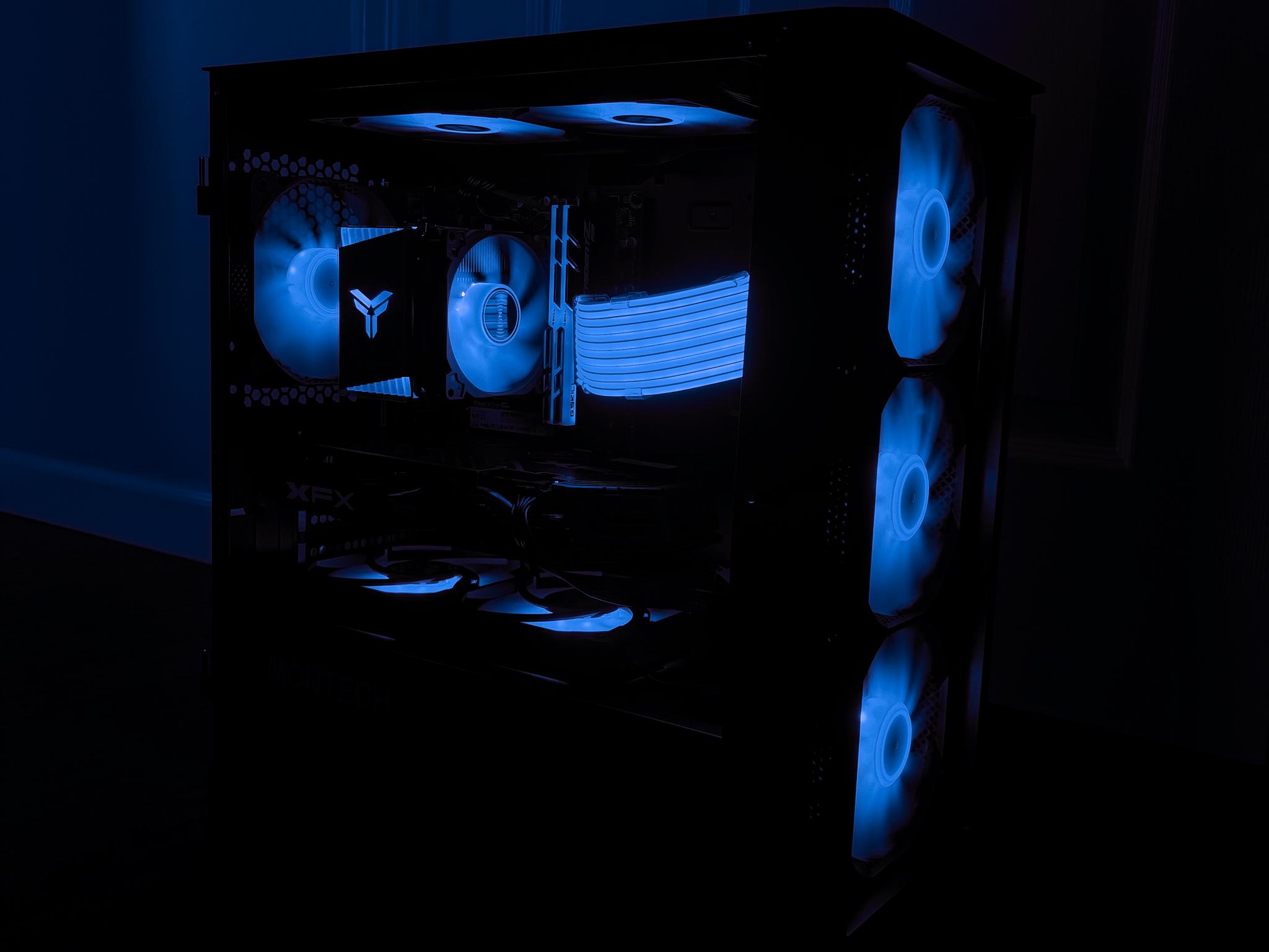 The RGBEAST 🔥 “Aesthetics Over Everything” -ZTT [RX 580 Budget Build]