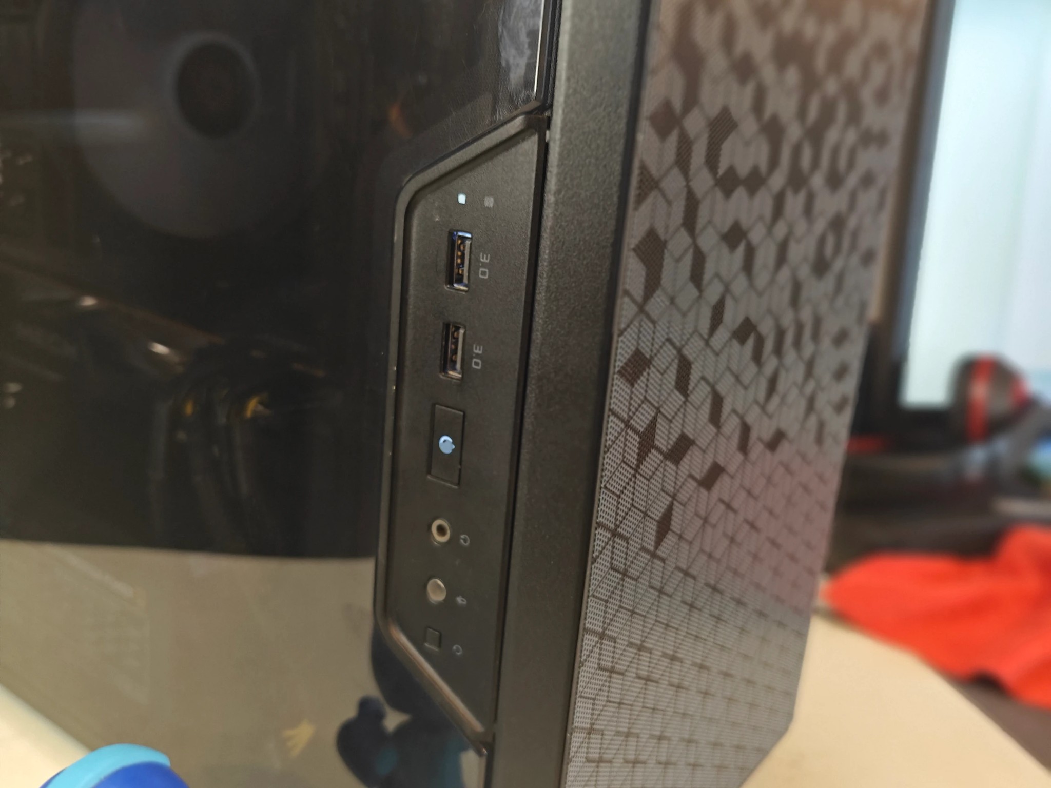 👟♠💜 Midrange Starter | Ryzen 7 5700X3D | Radeon RX 6700 XT | 32GB DDR4 RAM | 1TB NVMe SSD