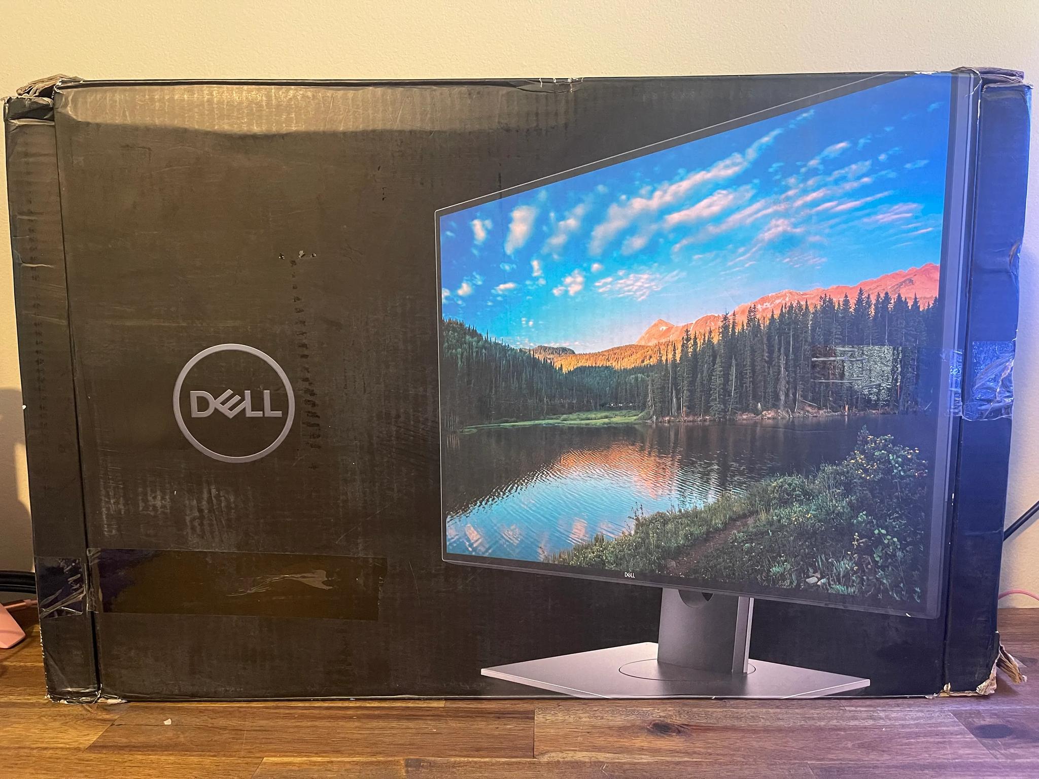Dell U2720QM 27" UltraSharp 4K Monitor