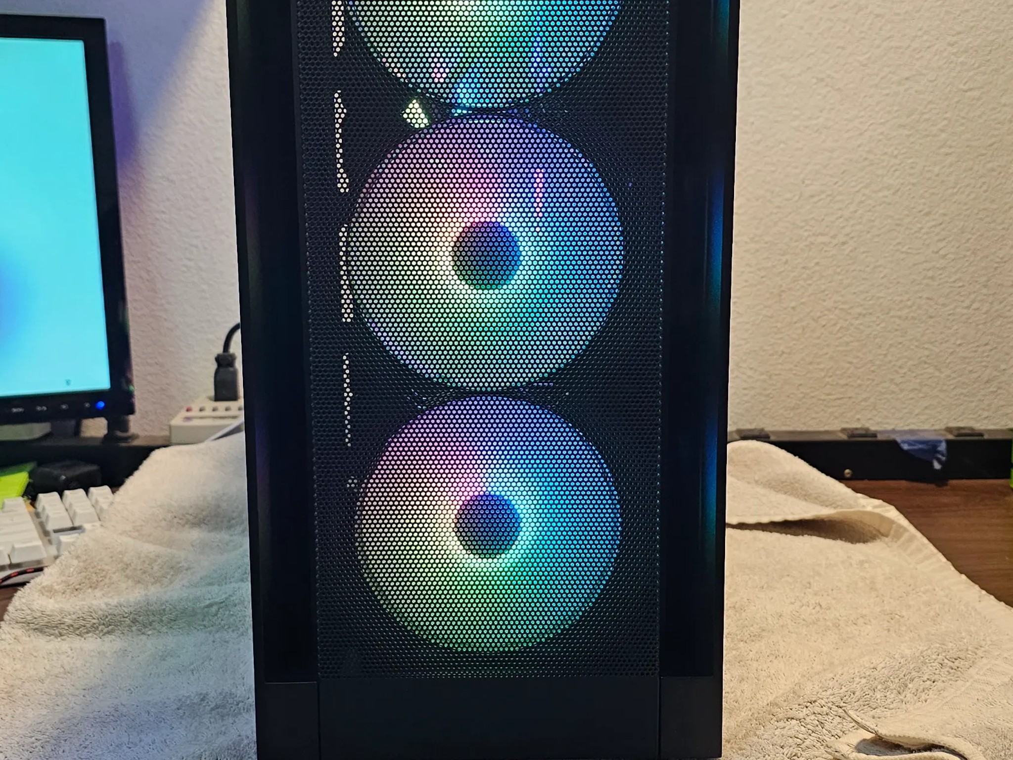 RTX 3060 Ti | RYZEN 7600X | 32GB DDR5 | *BNIB* | 1080P-1440P GAMING PC (PROJECT DEFENDER) $1049
