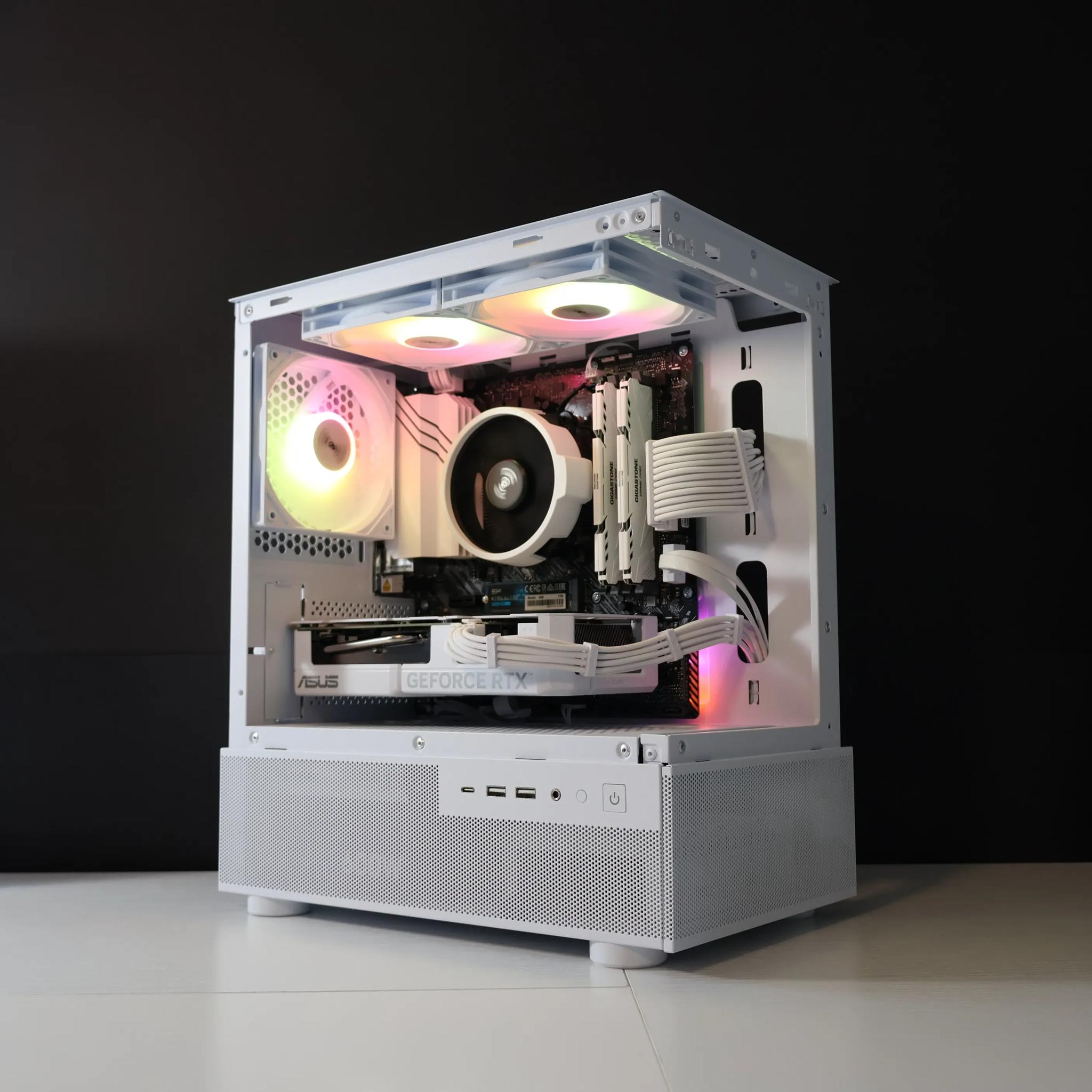 🧊FROSTED🧊 Gaming PC | AMD Ryzen 5 5500 | 32GB | RTX 4060 | 1TB SSD | Win11 PRO | Wi-Fi