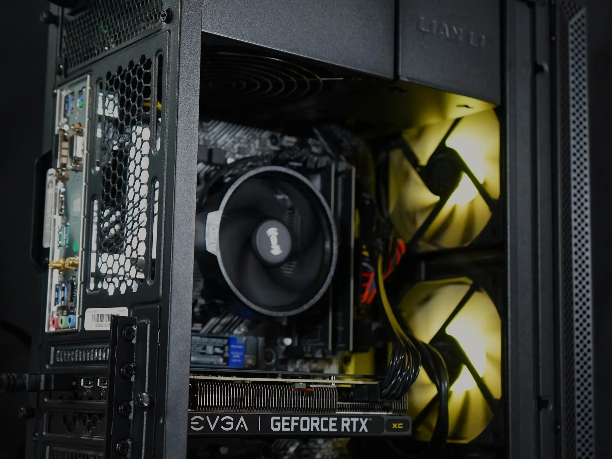 Mid Tier Gaming PC/Desktop!