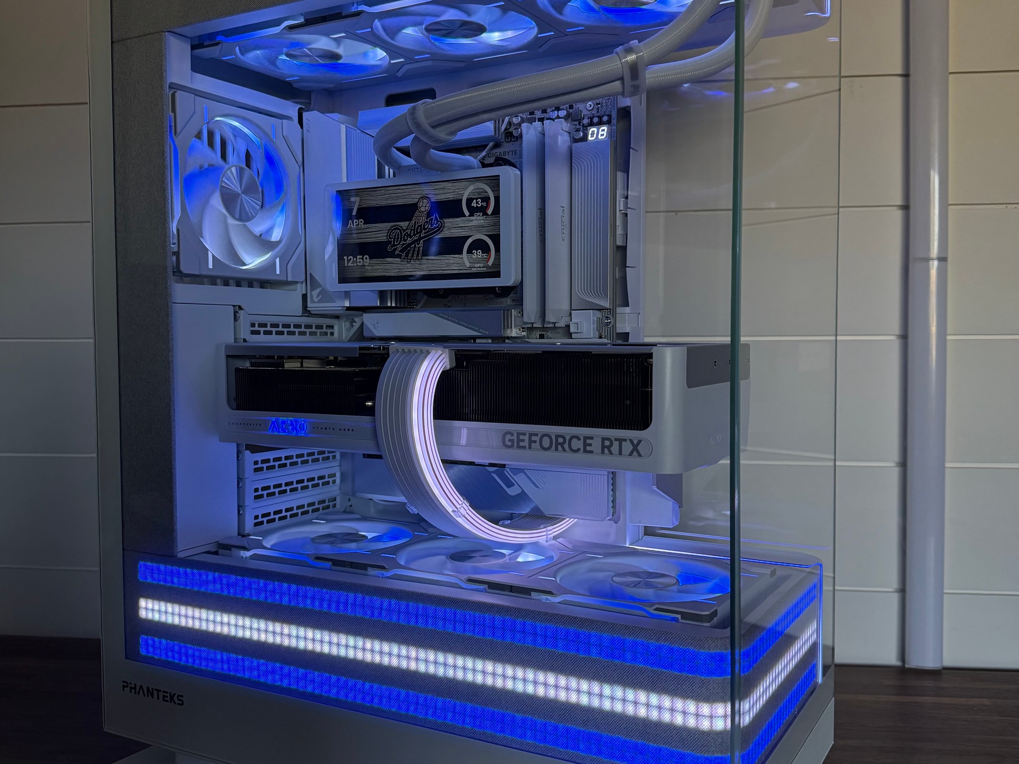 Newly Built Custom PC All Top End Parts *9850X3D* *5070TI**