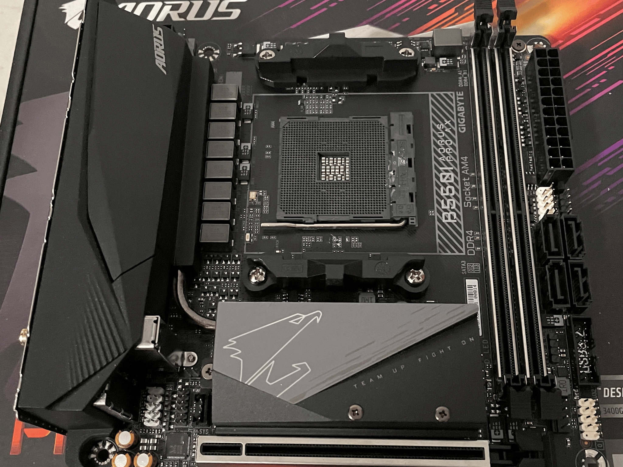 GIGABYTE B550I AORUS PRO AX AM4 Mini-ITX Motherboard (used)