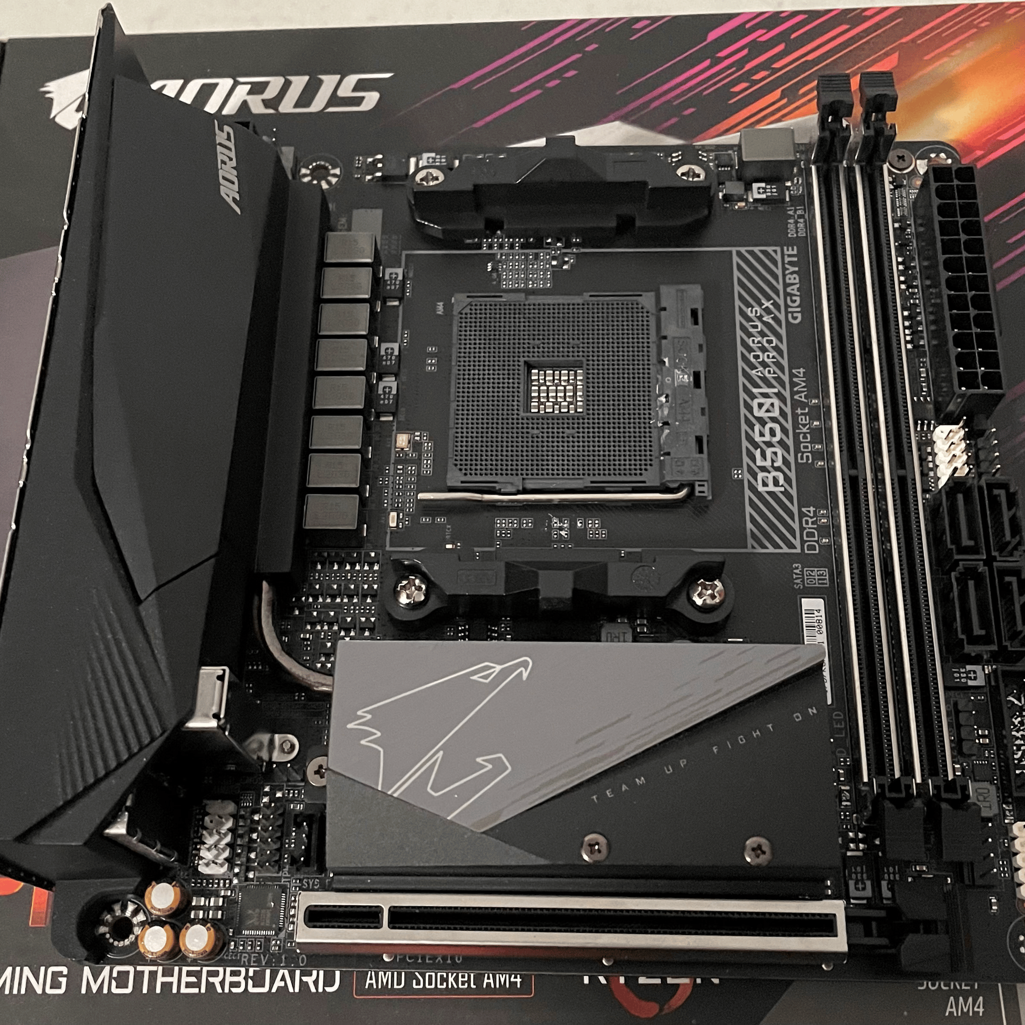 GIGABYTE B550I AORUS PRO AX AM4 Mini-ITX Motherboard (used)