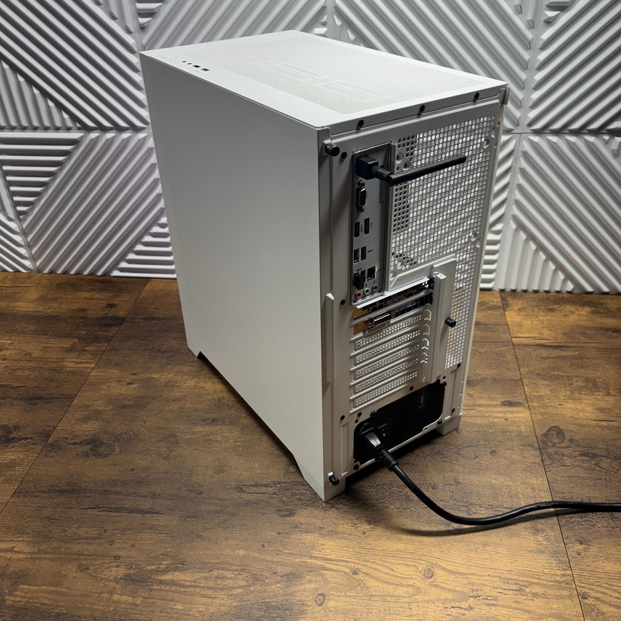 White Gaming PC – i5-12400F | EVGA GTX 1080 SC 8GB | 16GB RAM | 512GB Storage