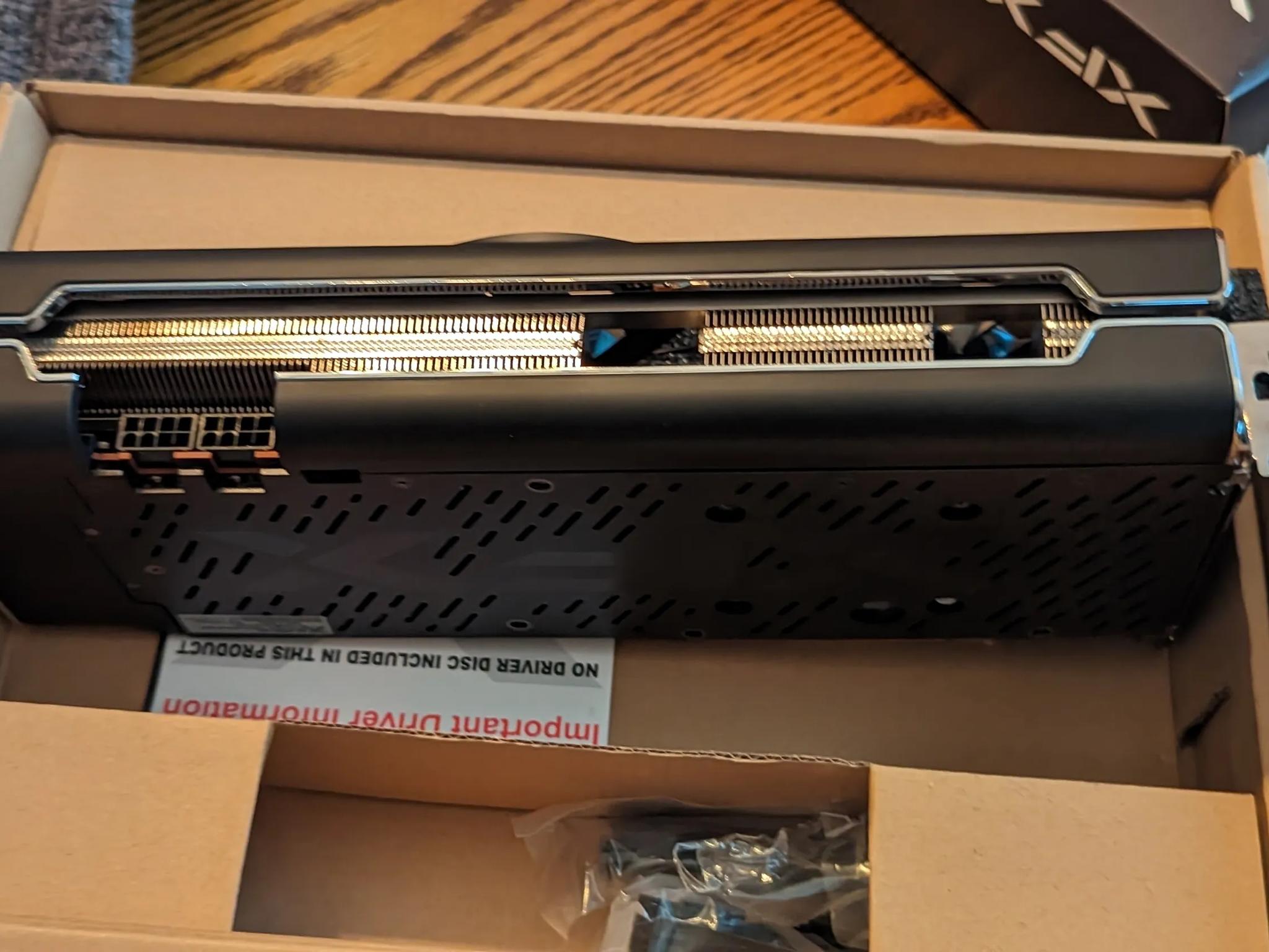 5700 xt Xfx Thicc 3