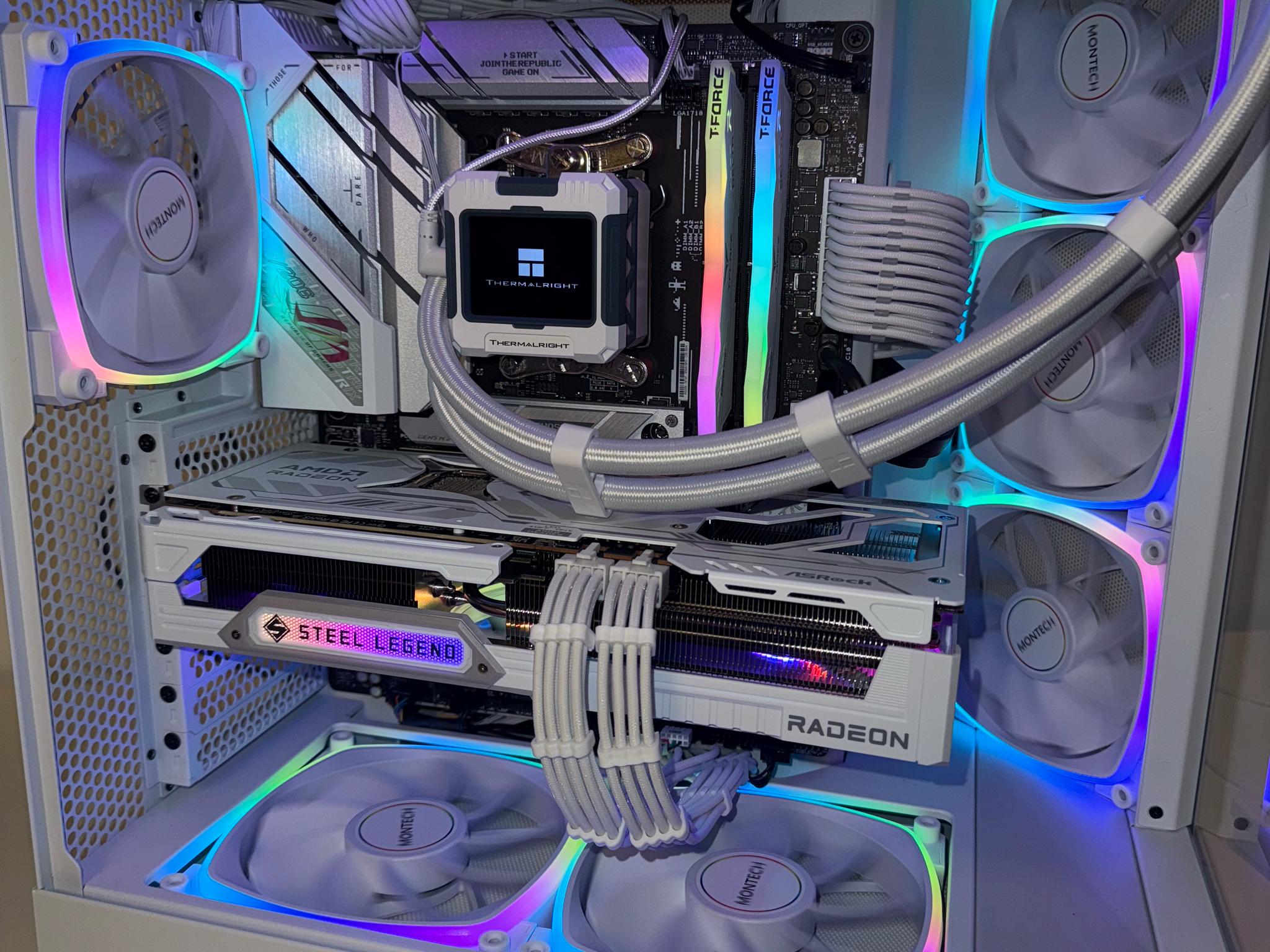 ❄️Snowed Out❄️ Ryzen 7 7800X3D+RX 9070 XT 16gb+32gb DDR5