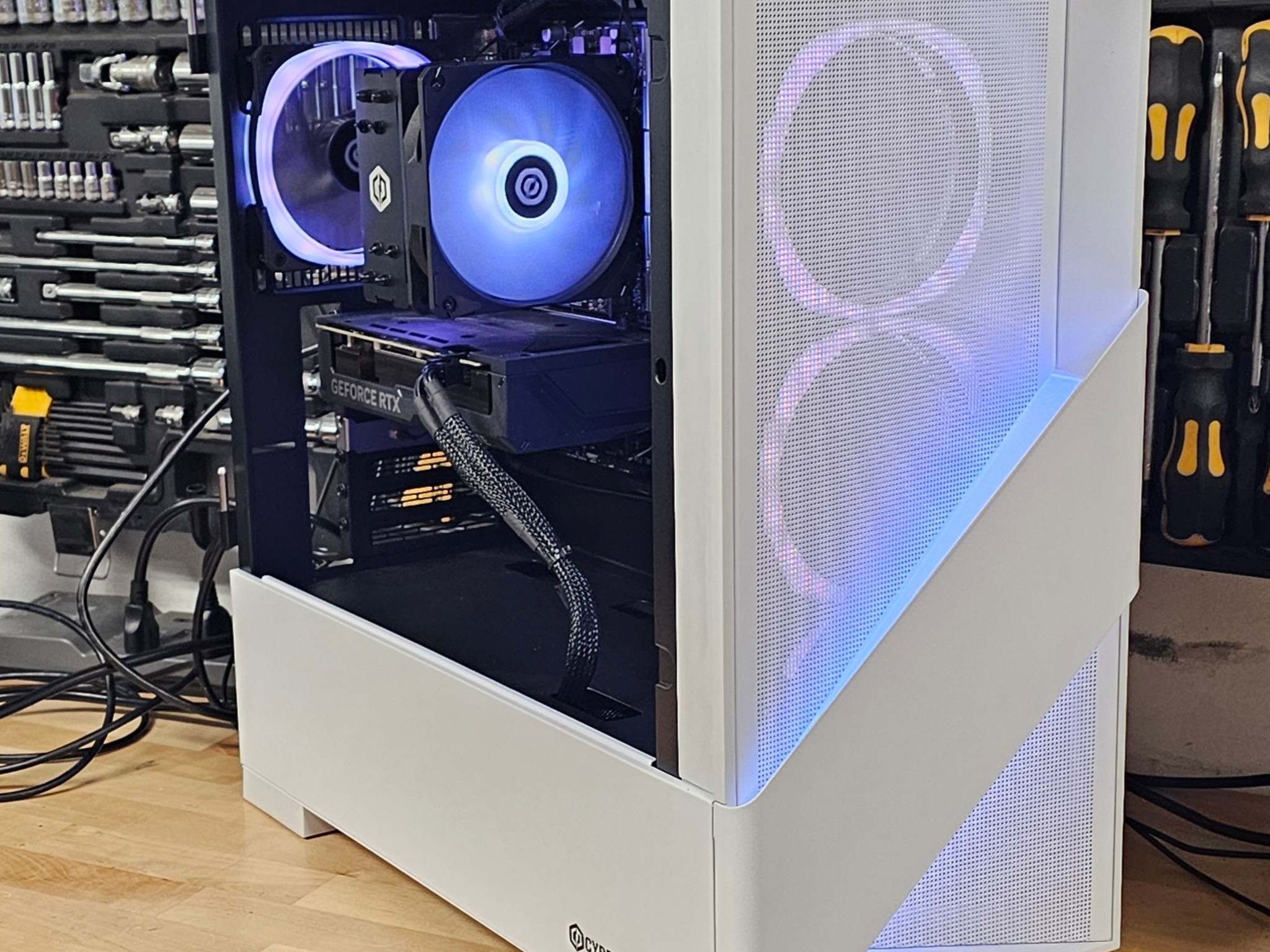 White CyberPower RGB PC Case w\ 4 RGB Fans