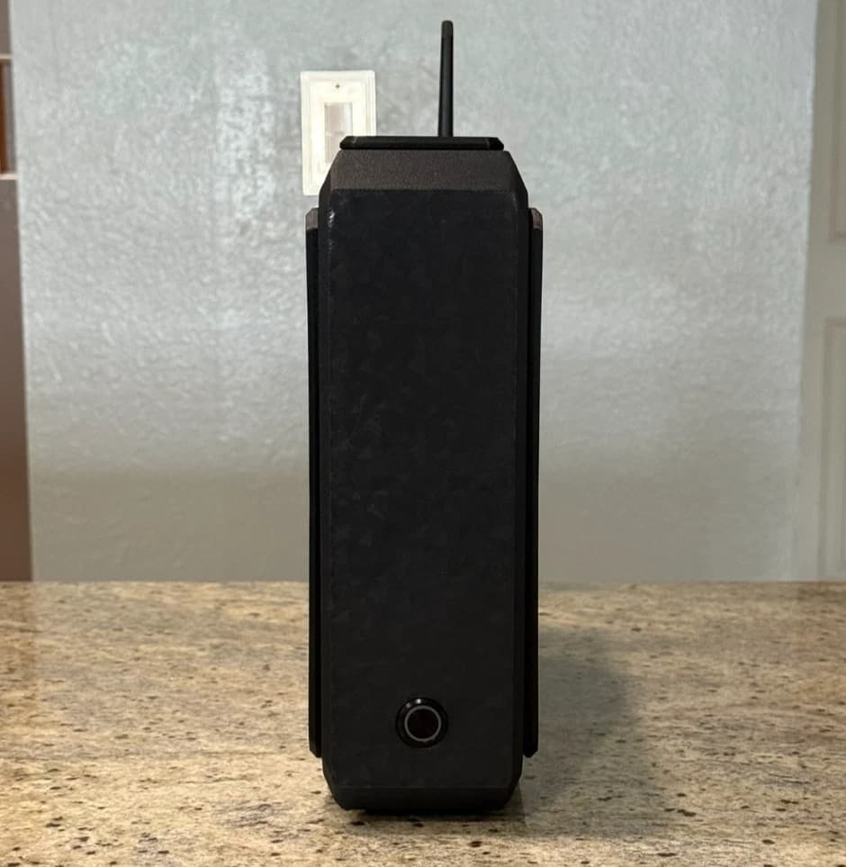 BC-250 Custom SFF Gaming Console Steam Machine Running Bazzite OS 16GB OC