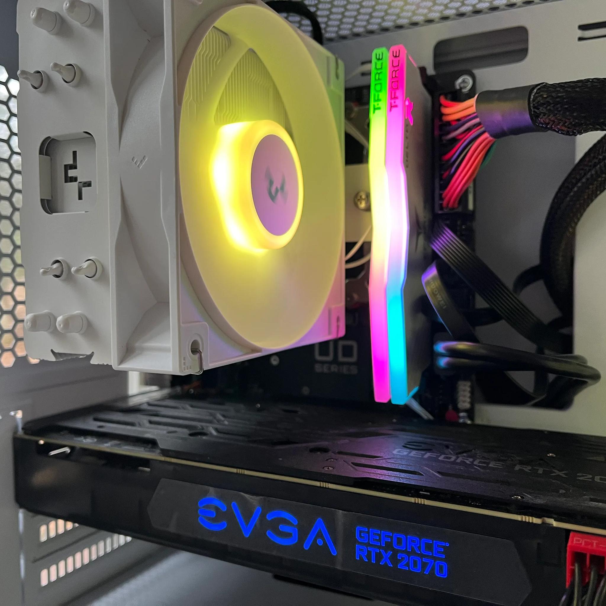 RTX 2070 / Ryzen 7 | 32 GB Ram | WIFI | 1TB HDD + SSD | Windows 10 Activated