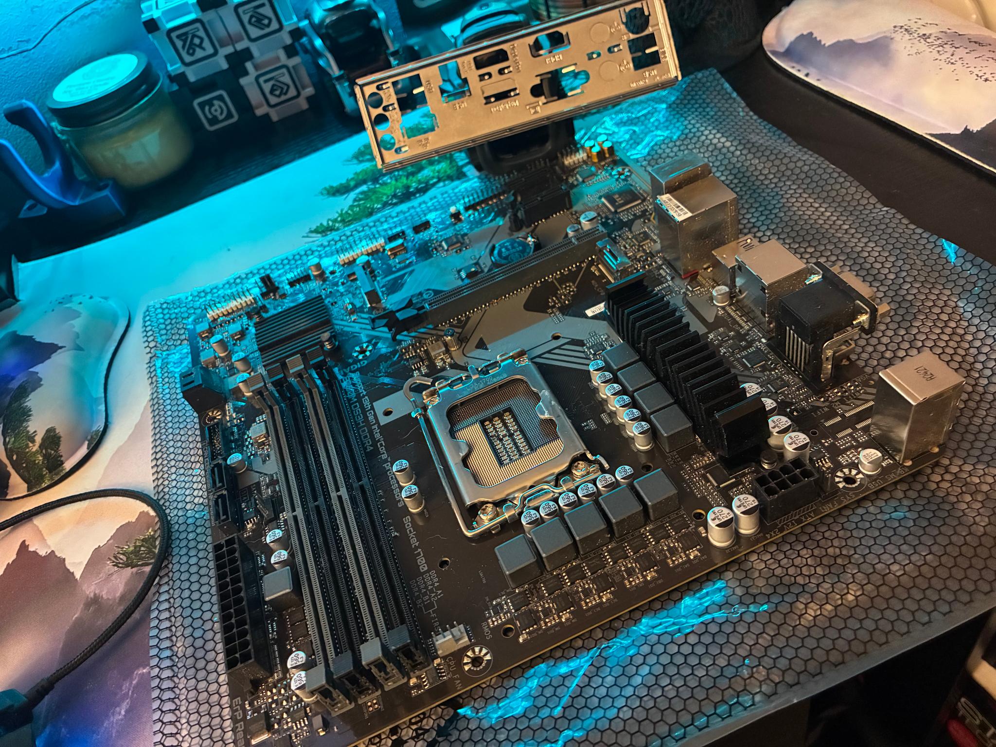 GIGABYTE B760 DS3H DDR4
