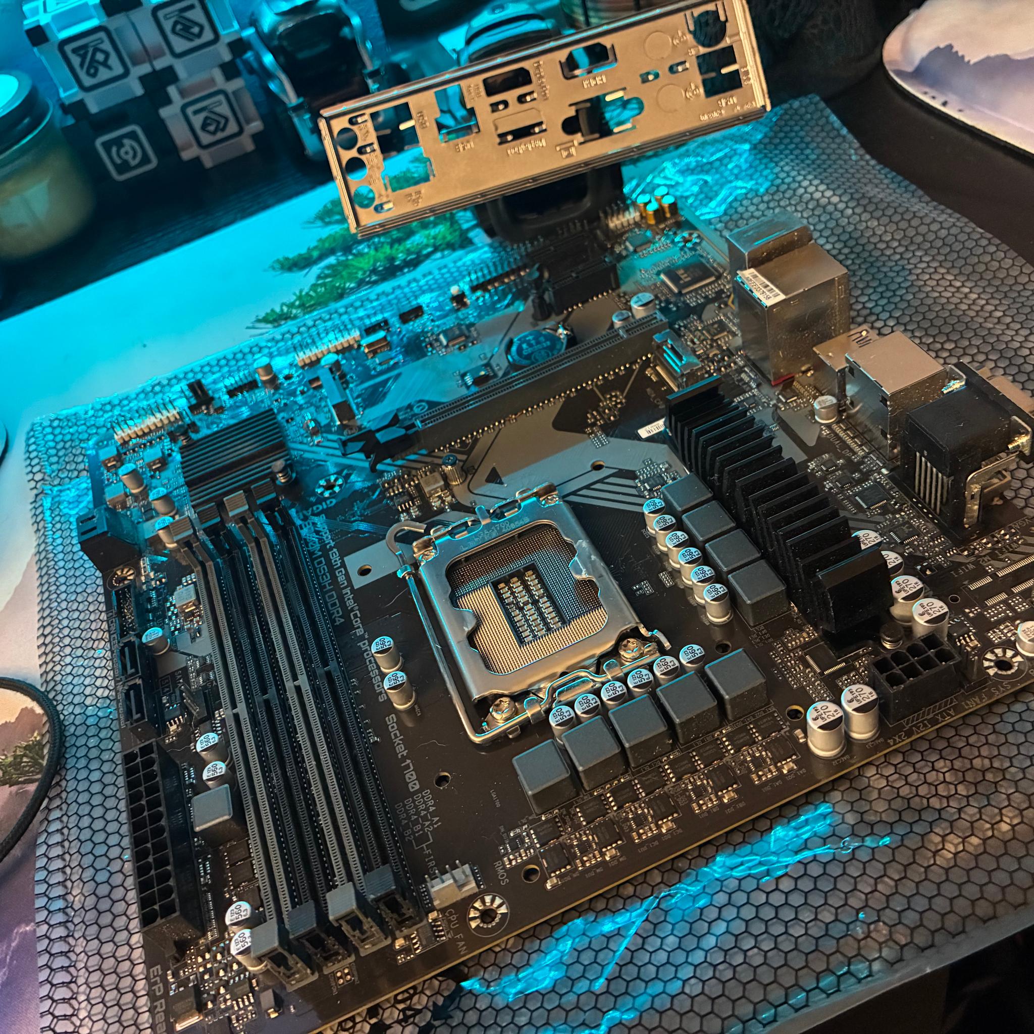 GIGABYTE B760 DS3H DDR4