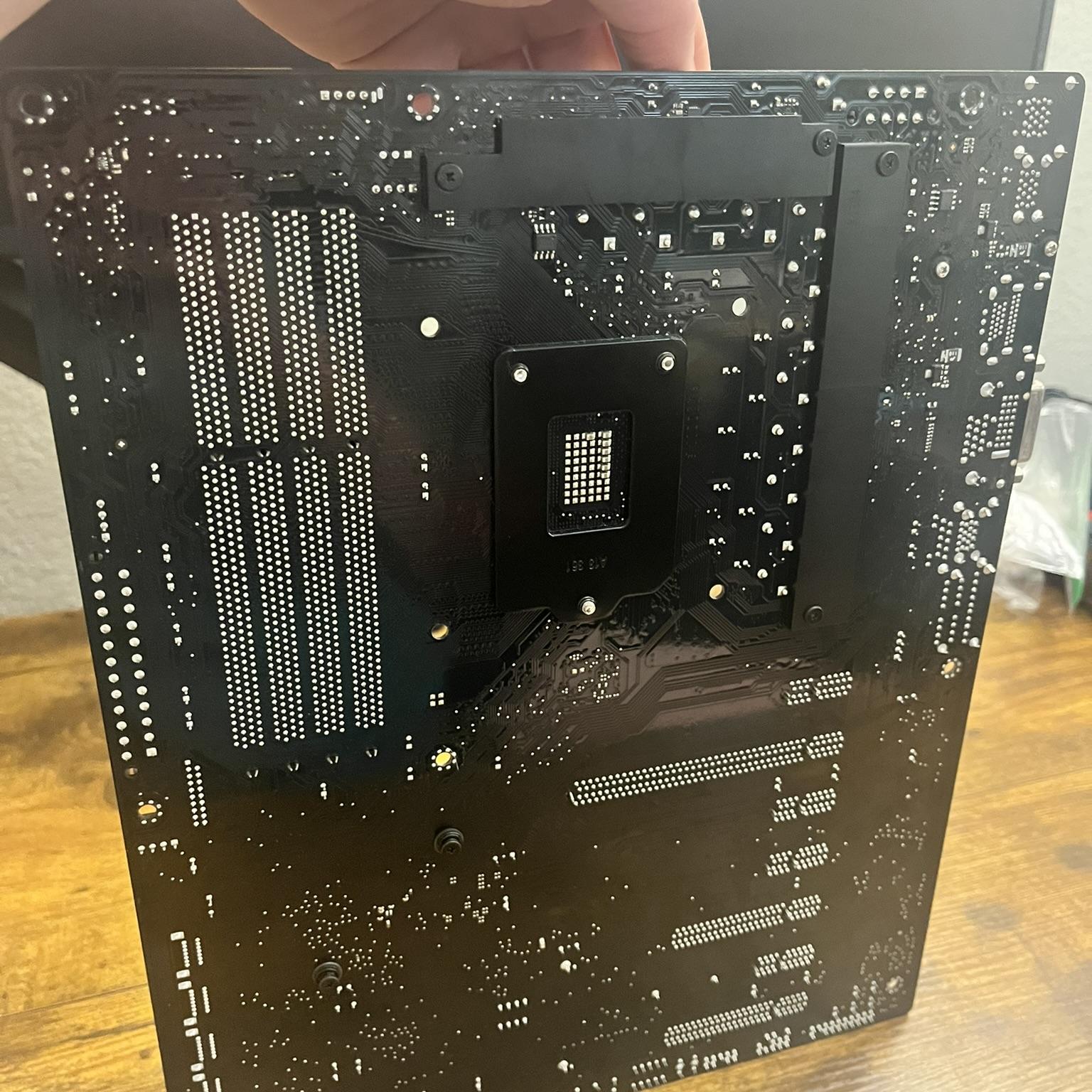 ASUS Z87 Pro (Intel LGA 1150) ATX motherboard