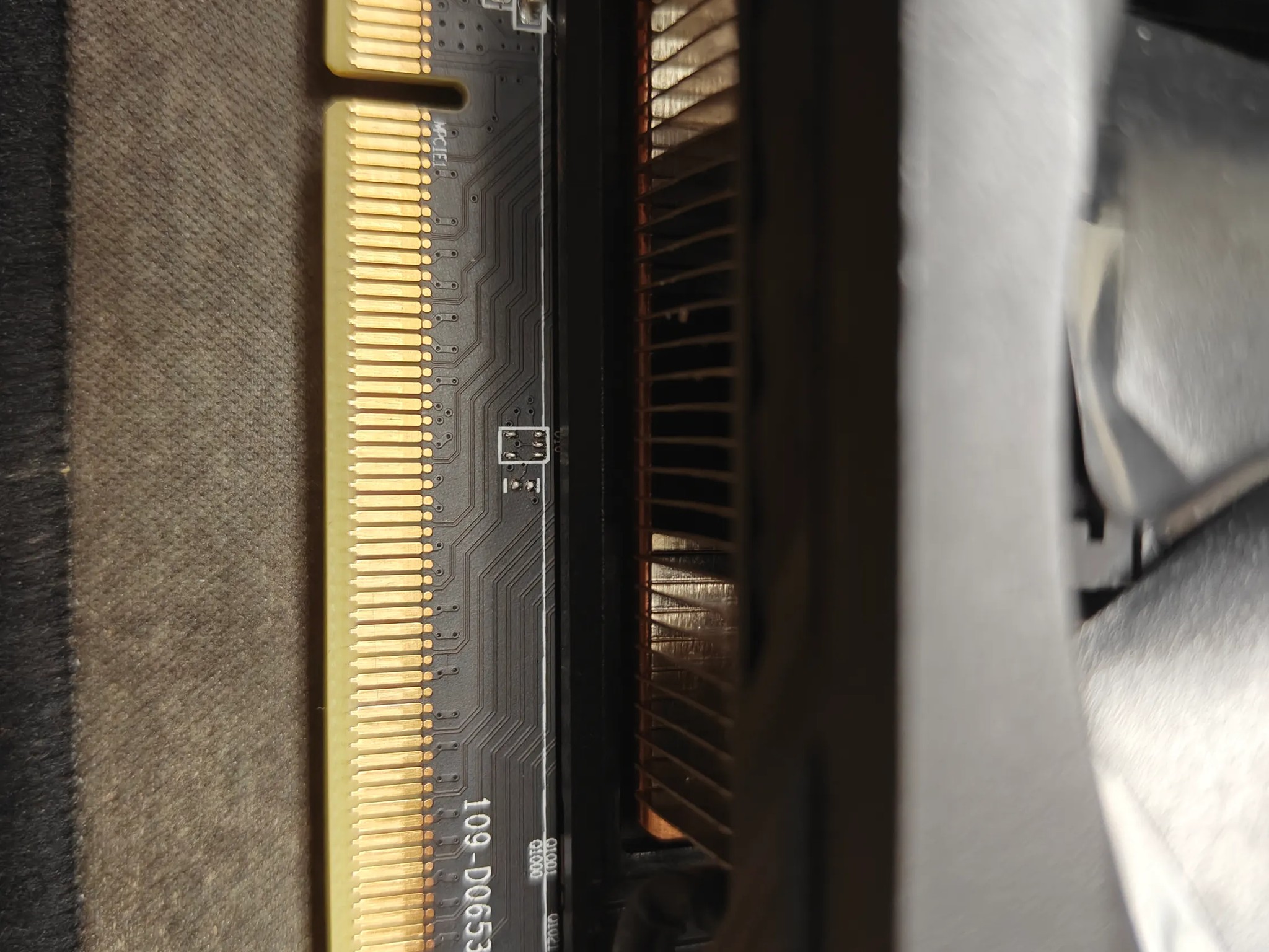 Sapphire Pulse Vega 56