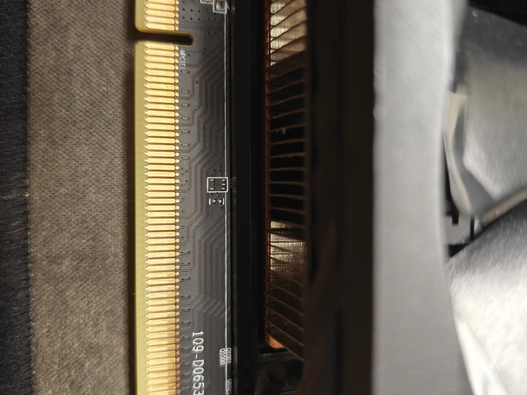 Sapphire Pulse Vega 56