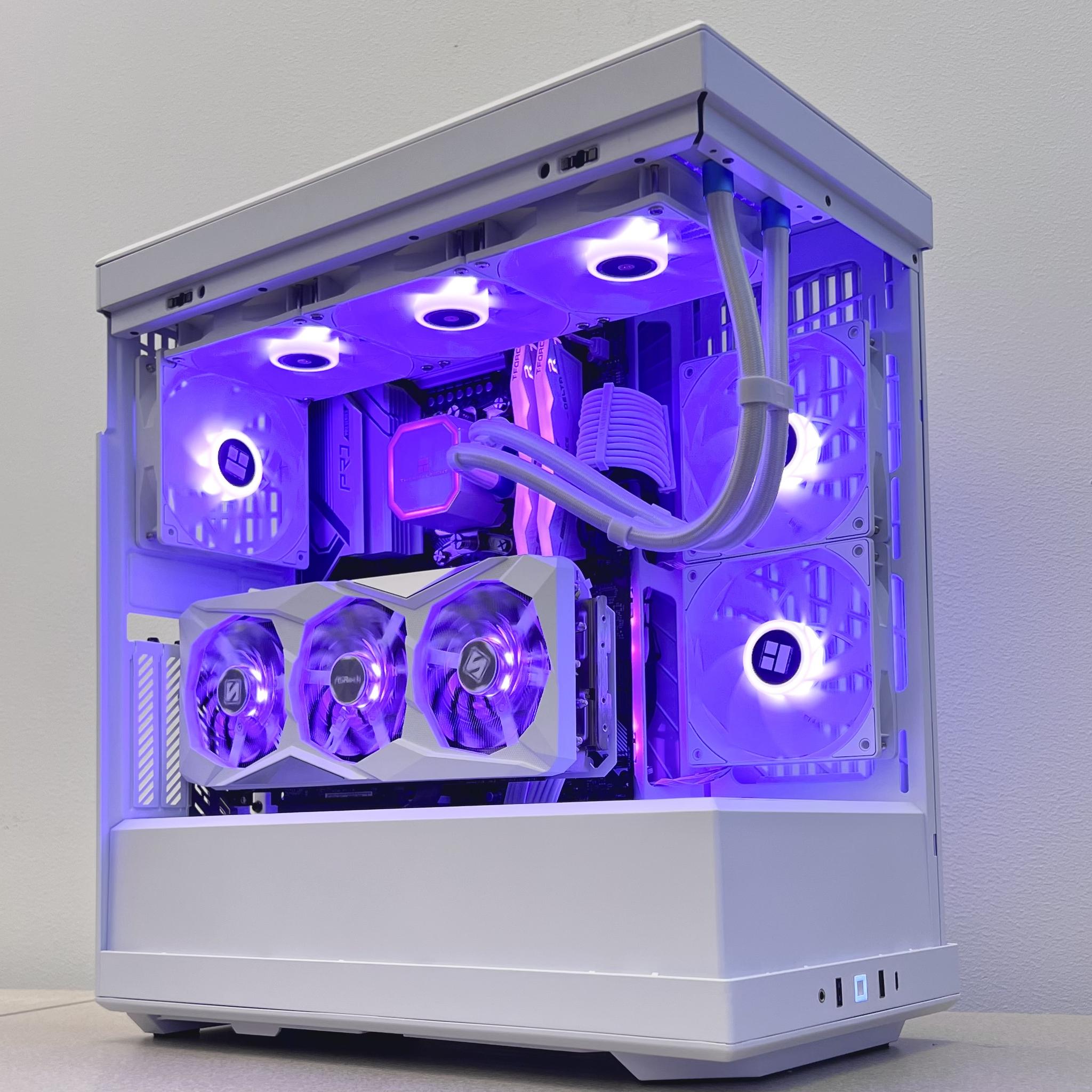 ❄️❄️GLACIER❄️❄️RX 7900 GRE 16 GB🧊RYZEN 7 7700X🧊32 GB DDR5🧊1 TB GEN 4🧊WIFI🧊WINDOWS 11
