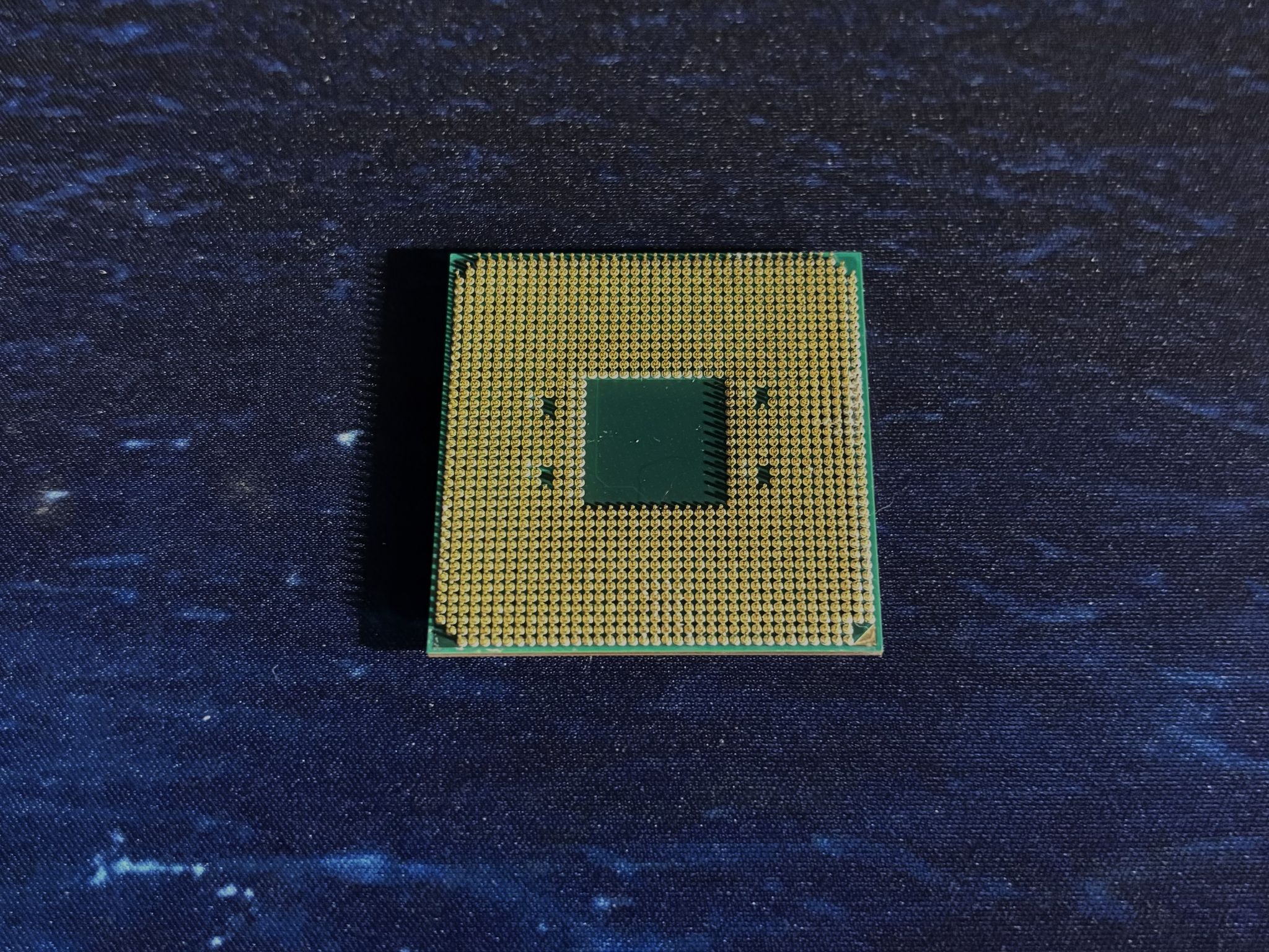 AMD Ryzen 7 2700X