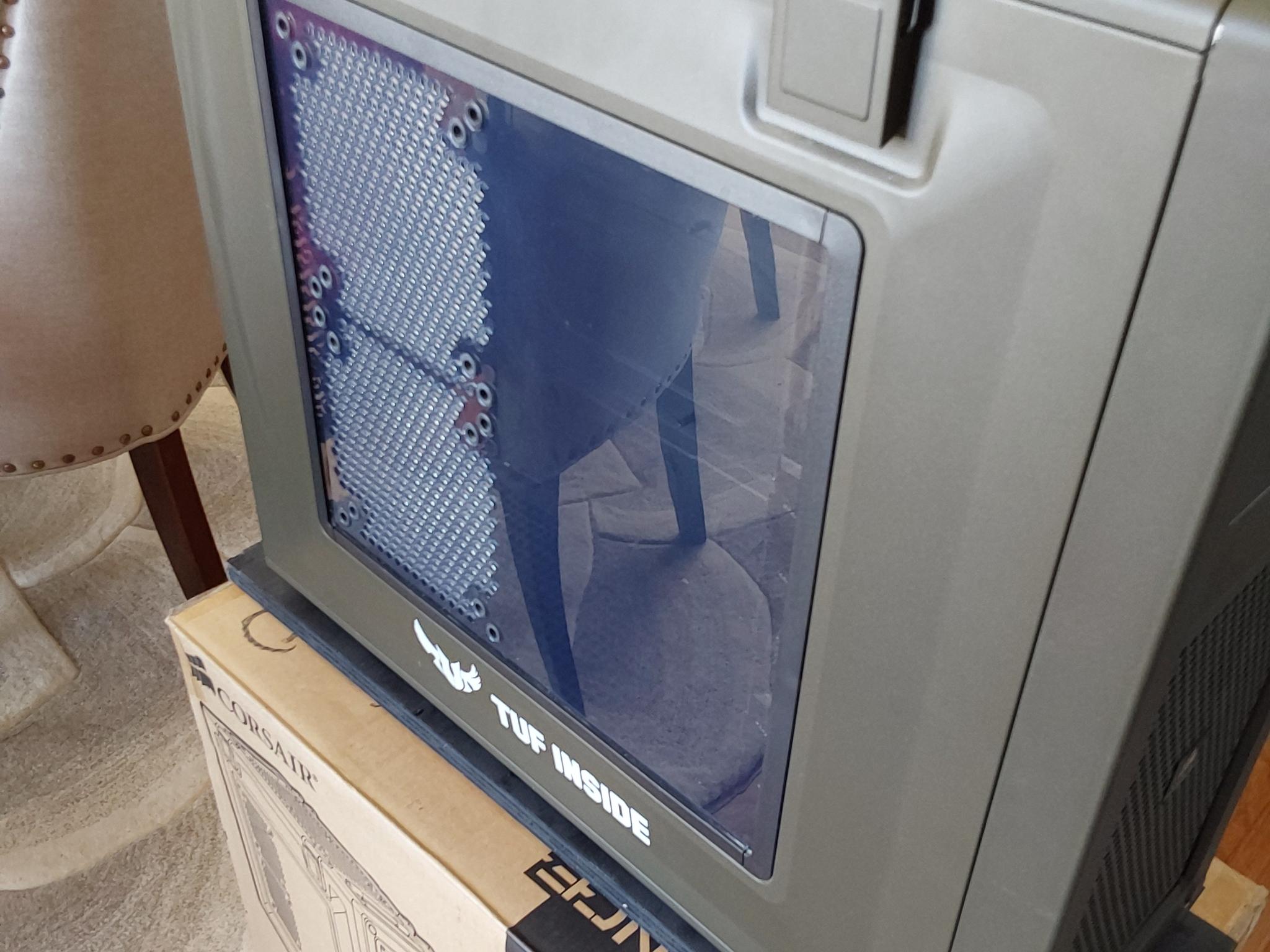 Classic Corsair Vengeance Series C70 Steel ATX Mid Tower Computer Case (Military Green!)
