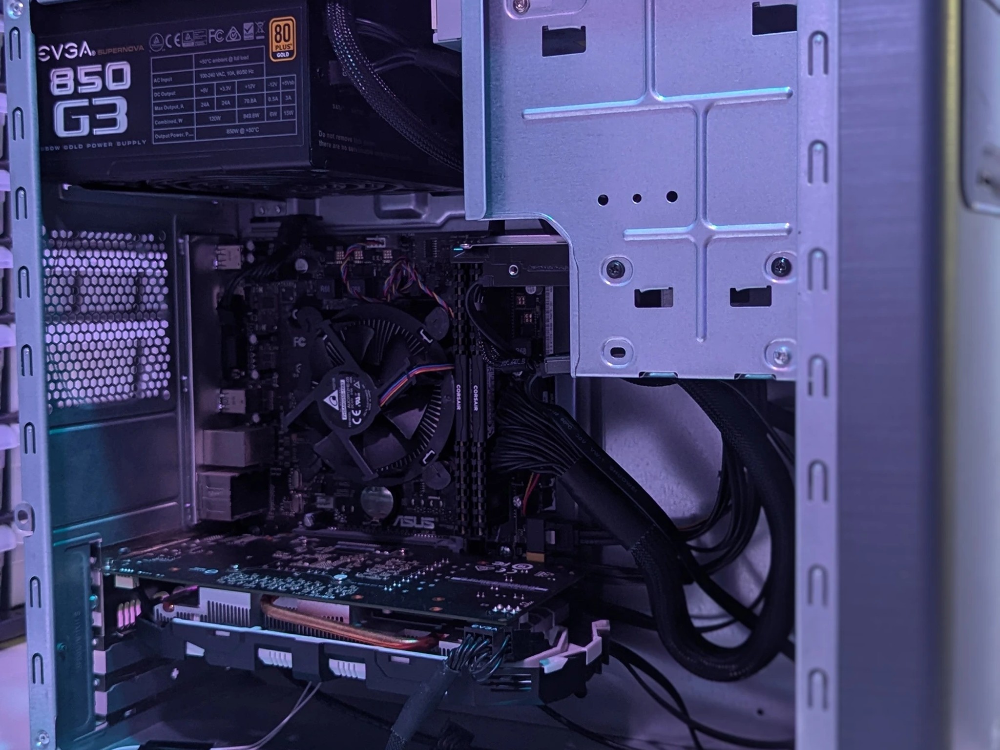 ASUS M32CD Series | Intel i5 6400 | MSI GTX GeForce 1060 | 16GB DDR4 Corsair | 1TB HDD & 240GB SSD
